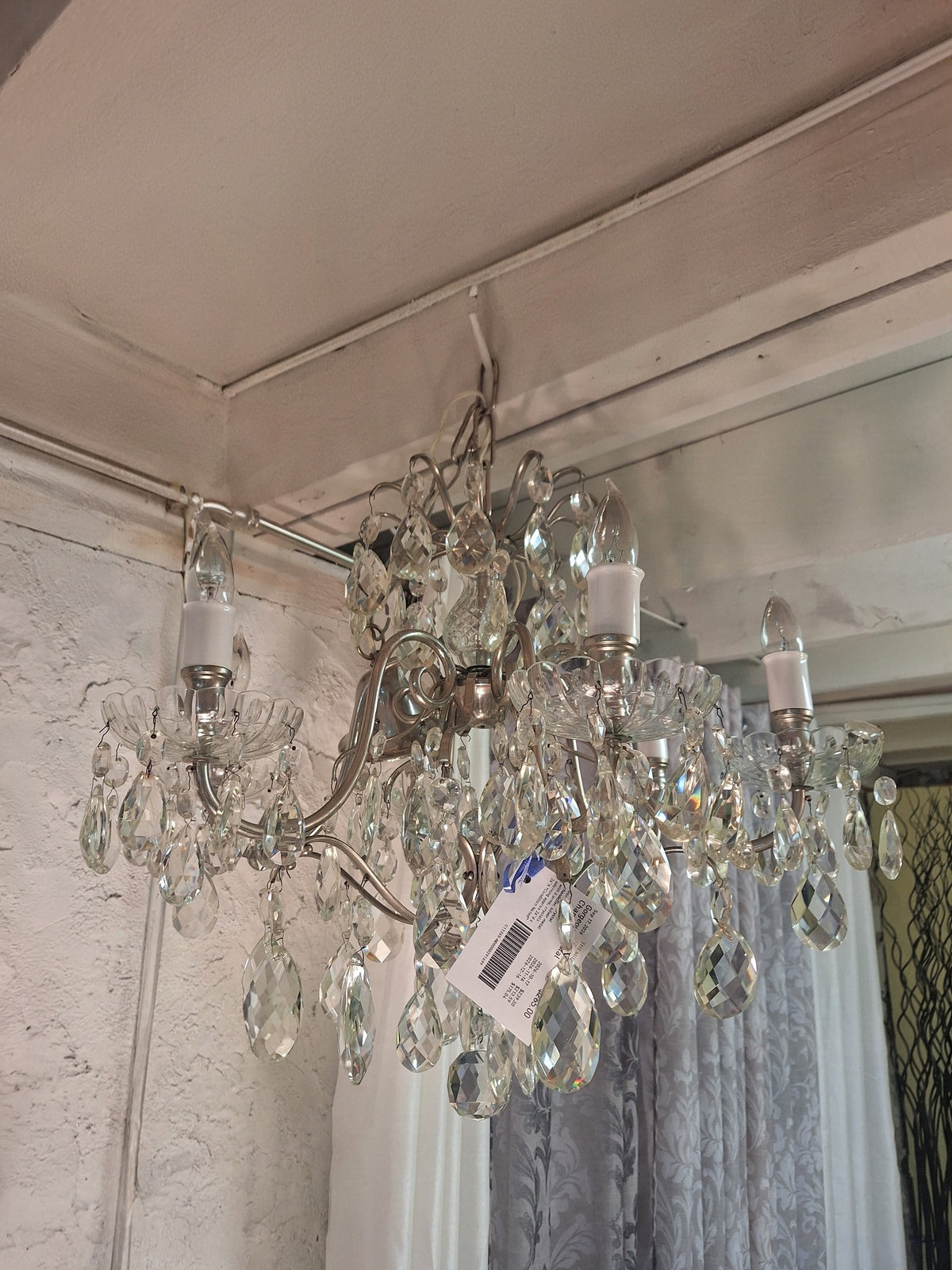 Gorgeous Crystal Chandelier