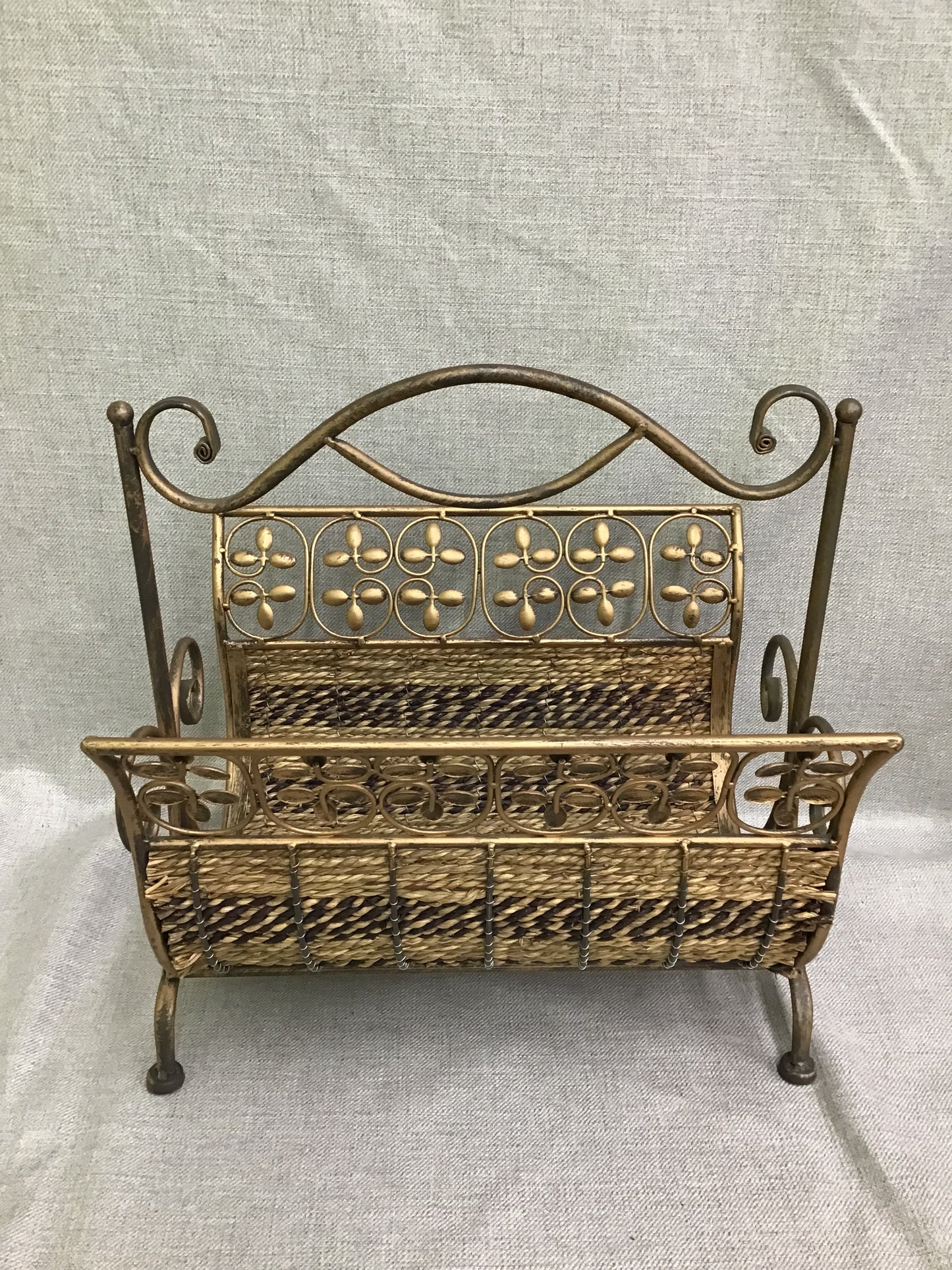 Metal & Wicker Collapsible Magazine Holder