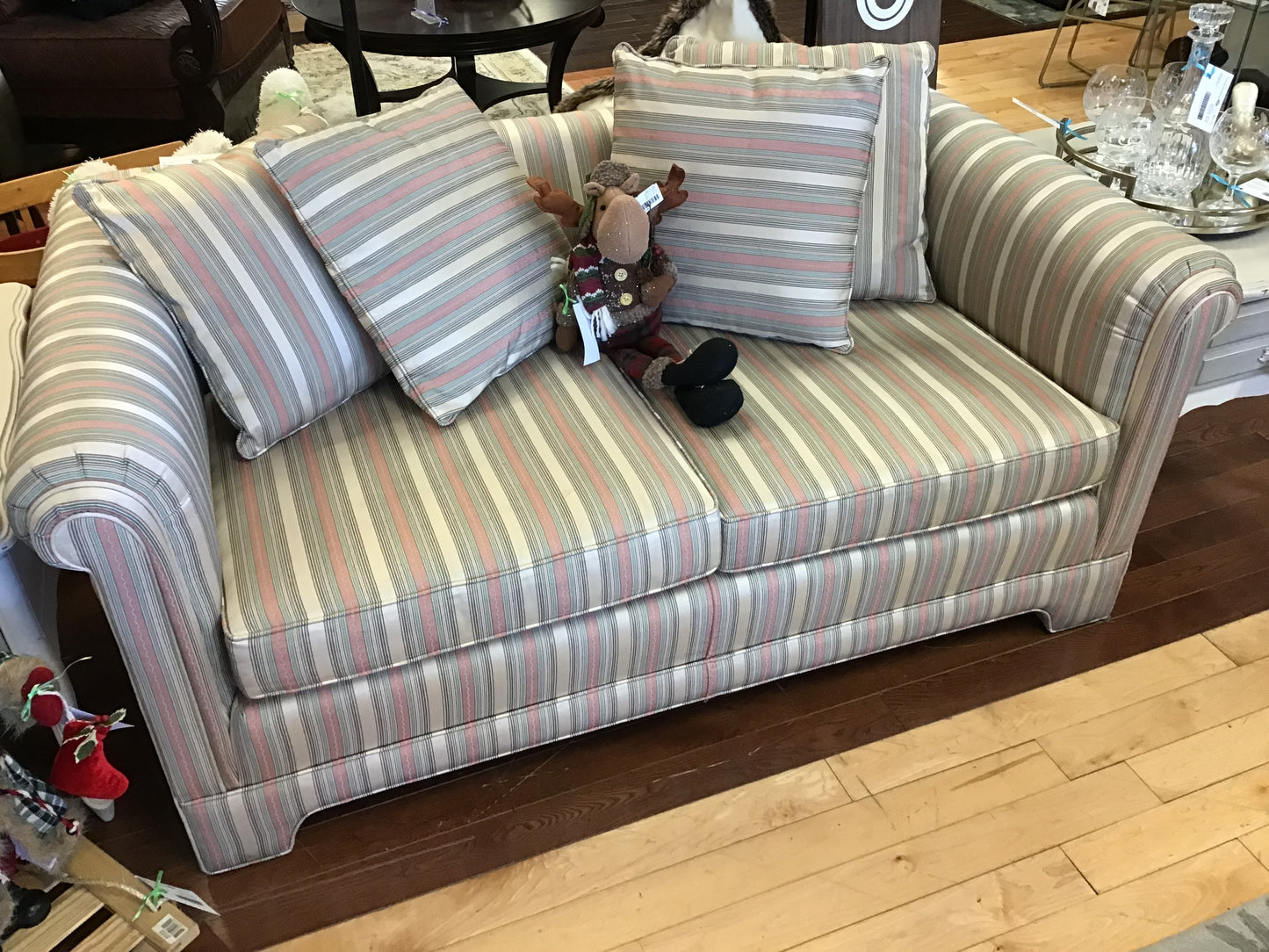 Striped Loveseat w Throw Pillows