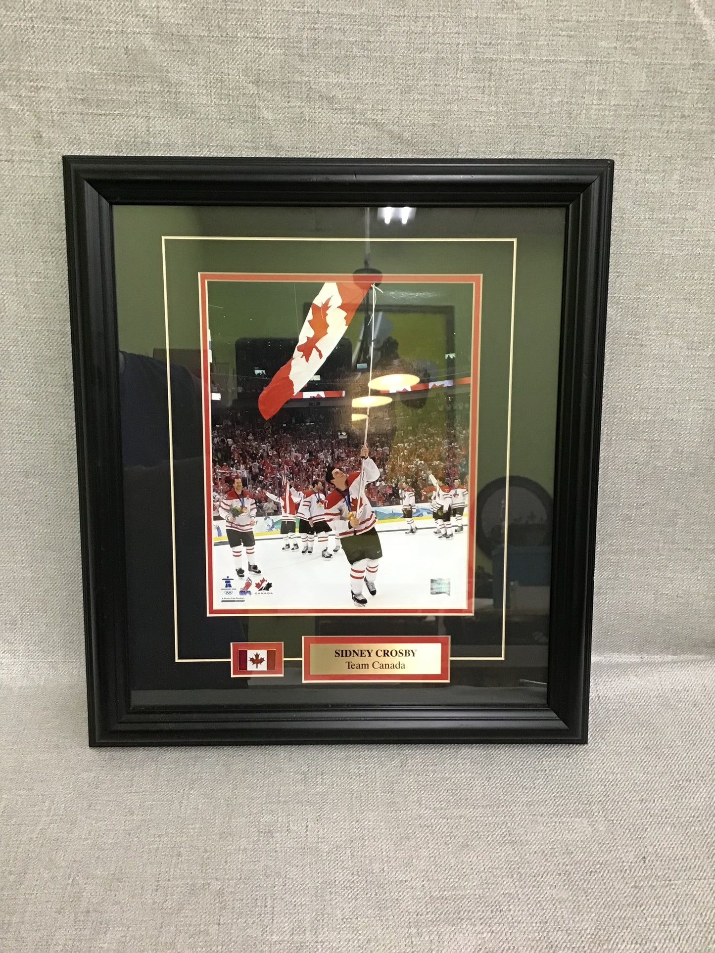Framed Sidney Crosby Team Canada 2010 Olympics Photograph