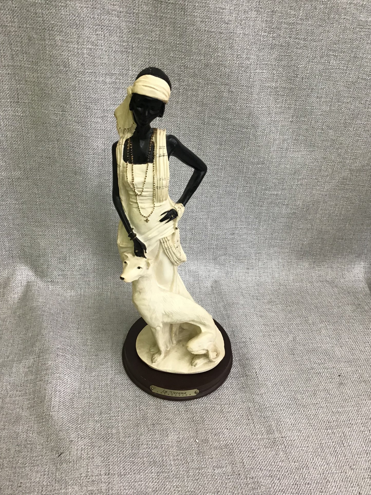La Verona Collection Figurine