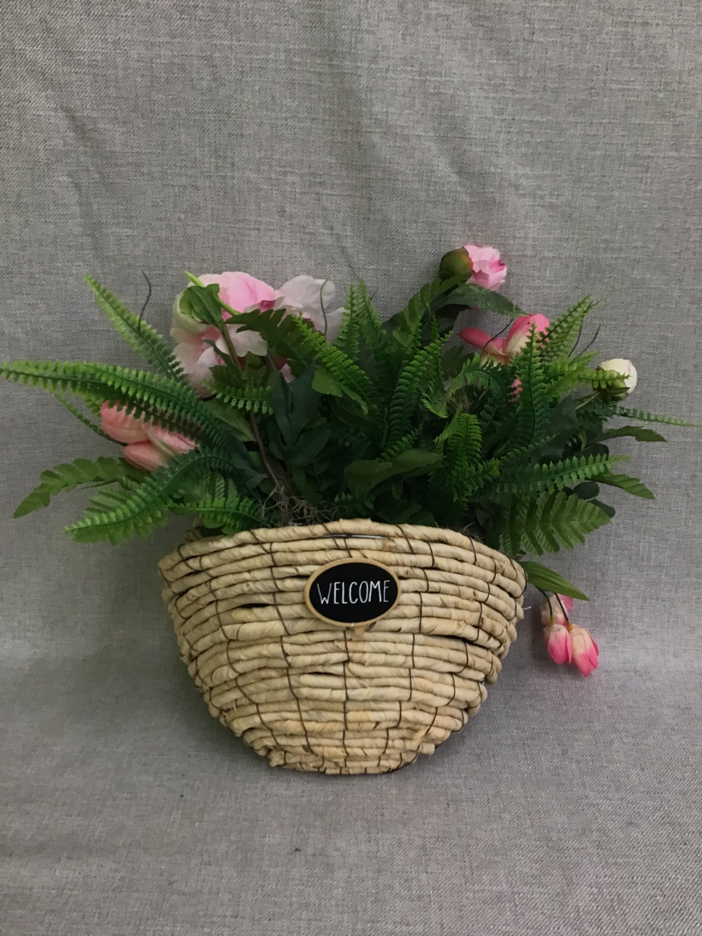 Wicker Welcome Hawin Planter