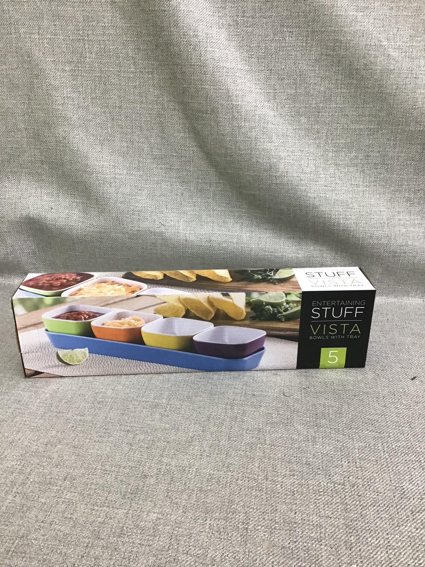 Brand New! Vista Melamine Bowls w Tray