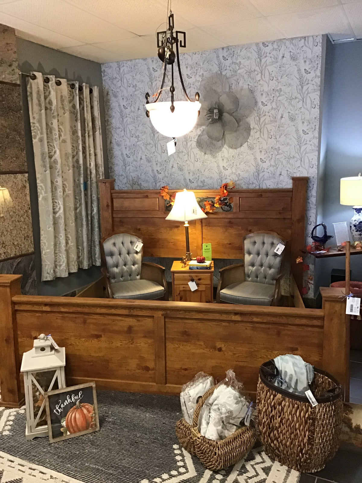 Ashley 'Bittersweet' Style King Bed Frame