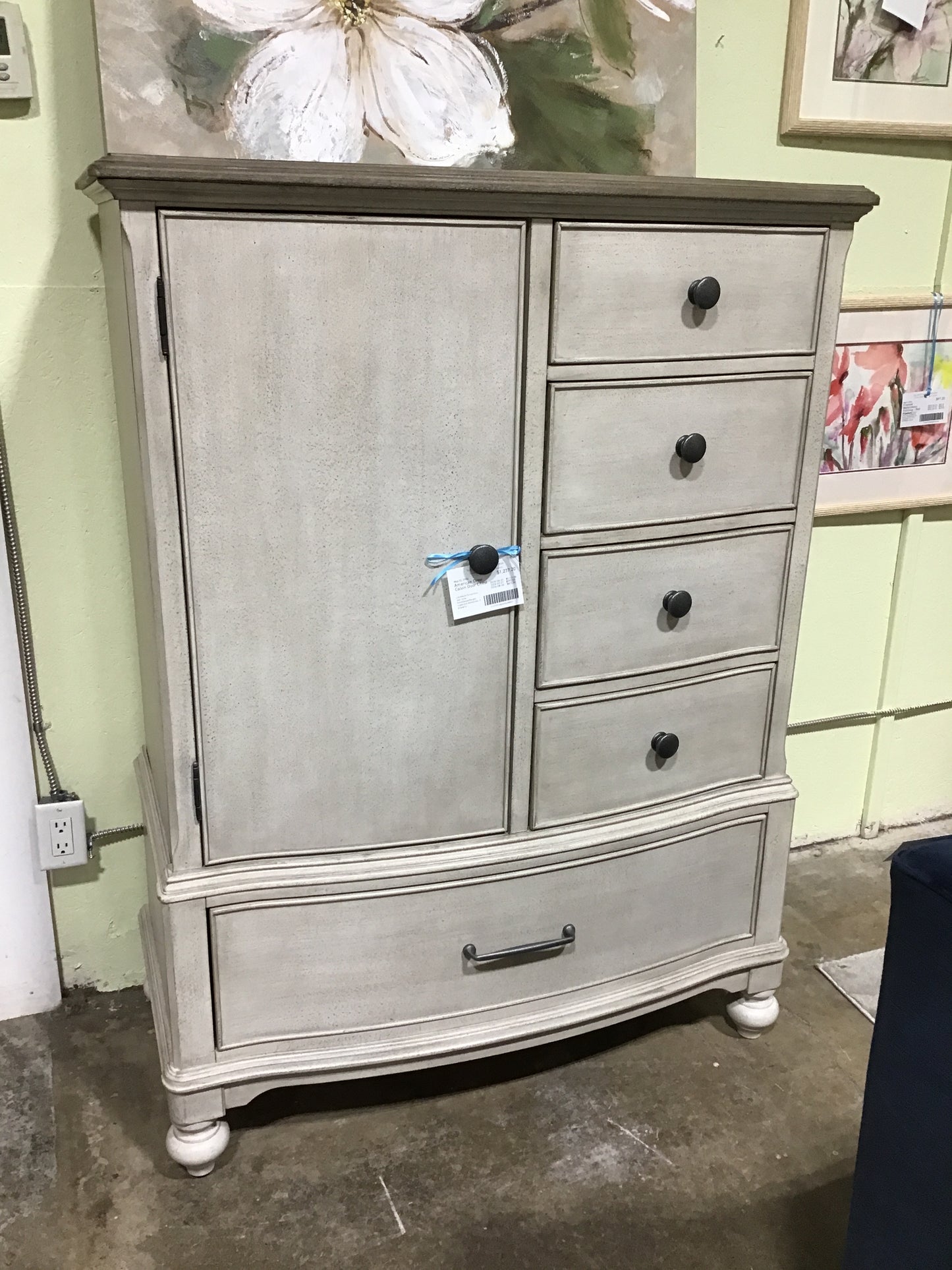 American Drew Calvin Door Chest