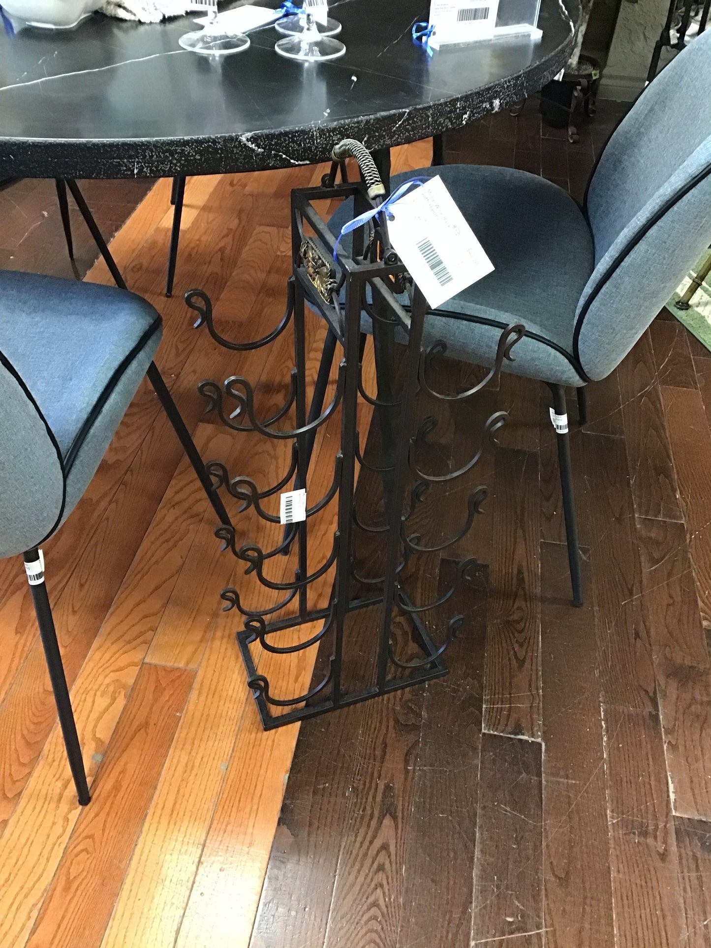 Metal Wine Rack with Handle