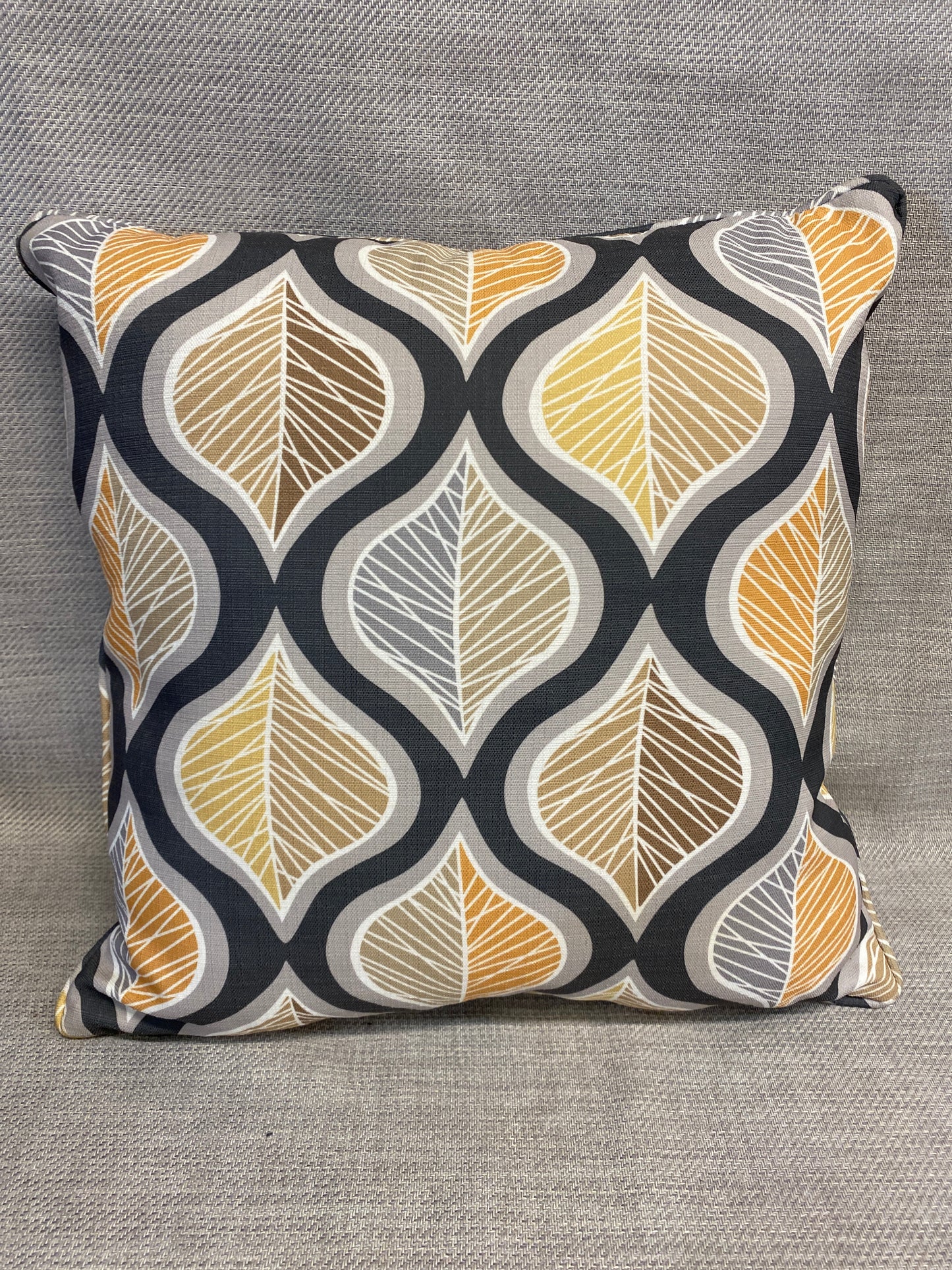 Cushion - Arabesque