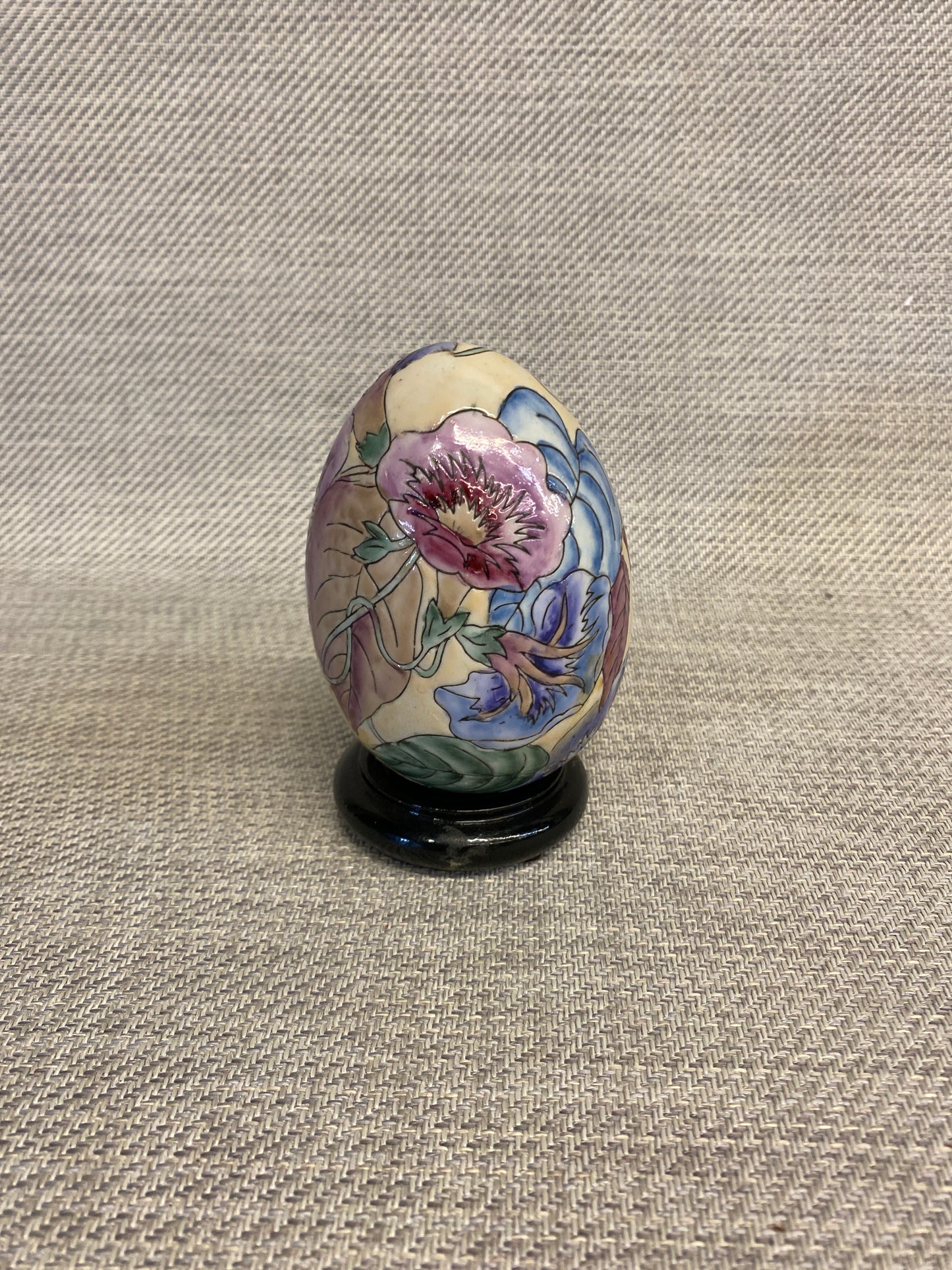 Ceramic Egg On Stand - Floral