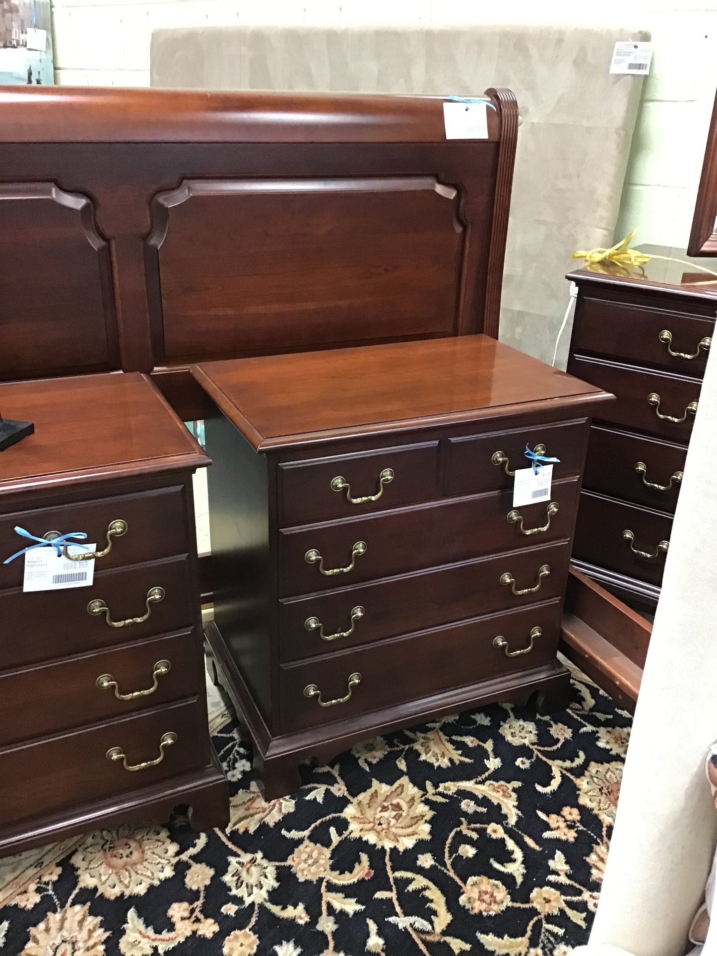 Newport Nightstand