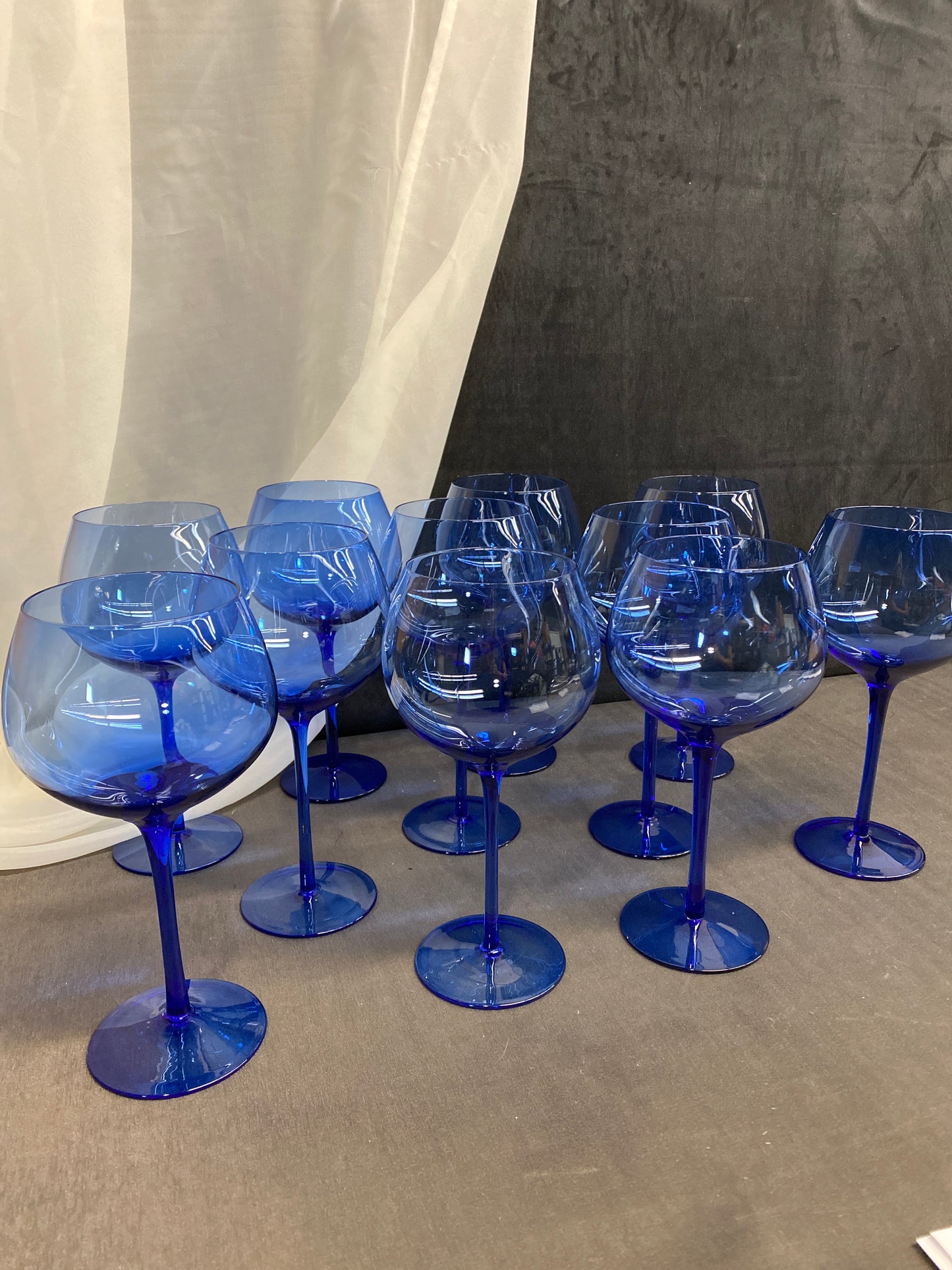 Set 11 Balloon Wine Glasses - Cobalt Blue