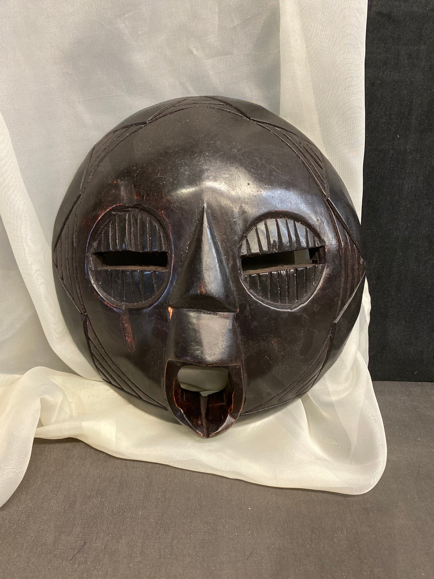 Carved Wood Mask - Round