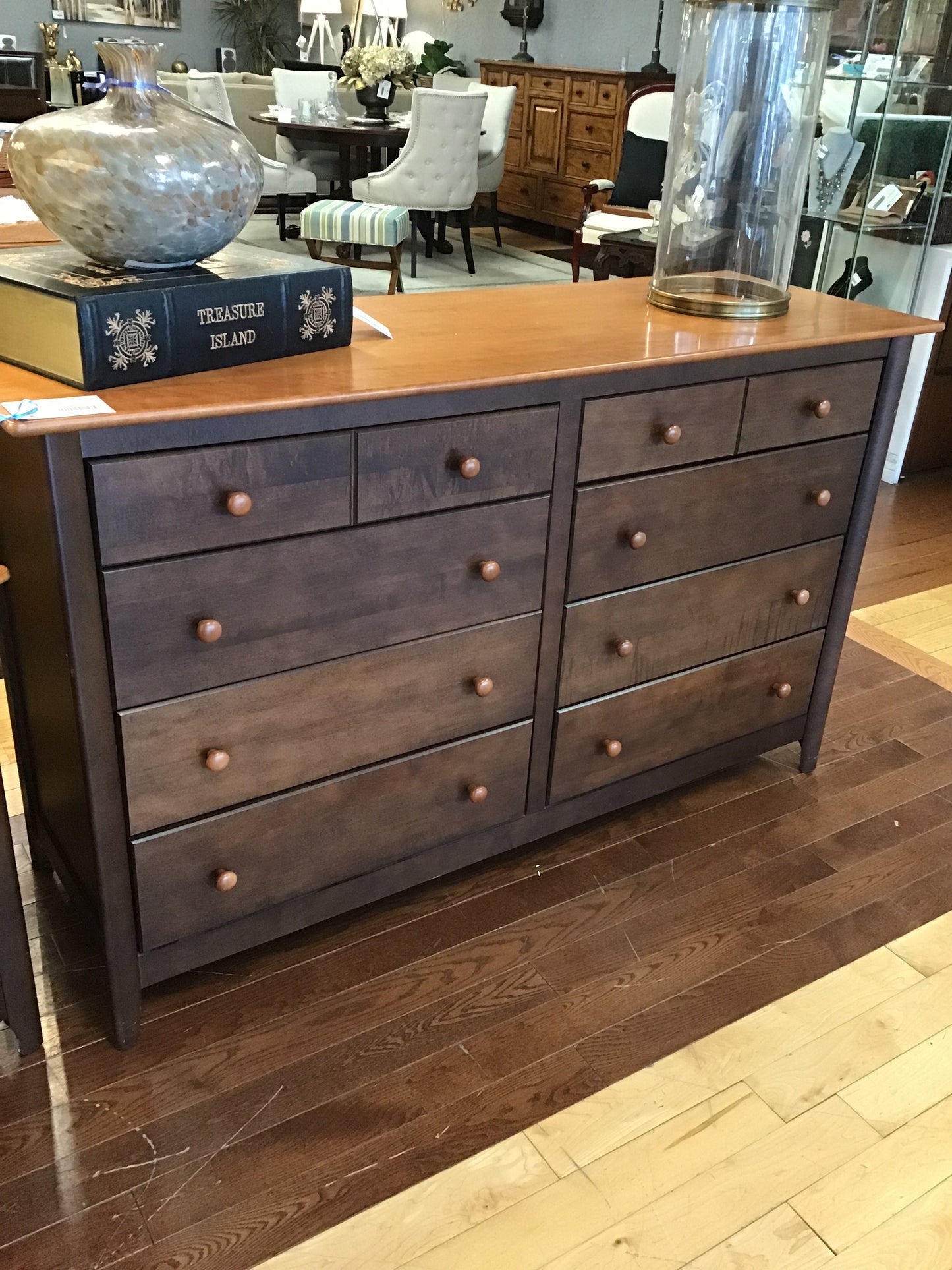 Solid Wood Dresser w Mirror