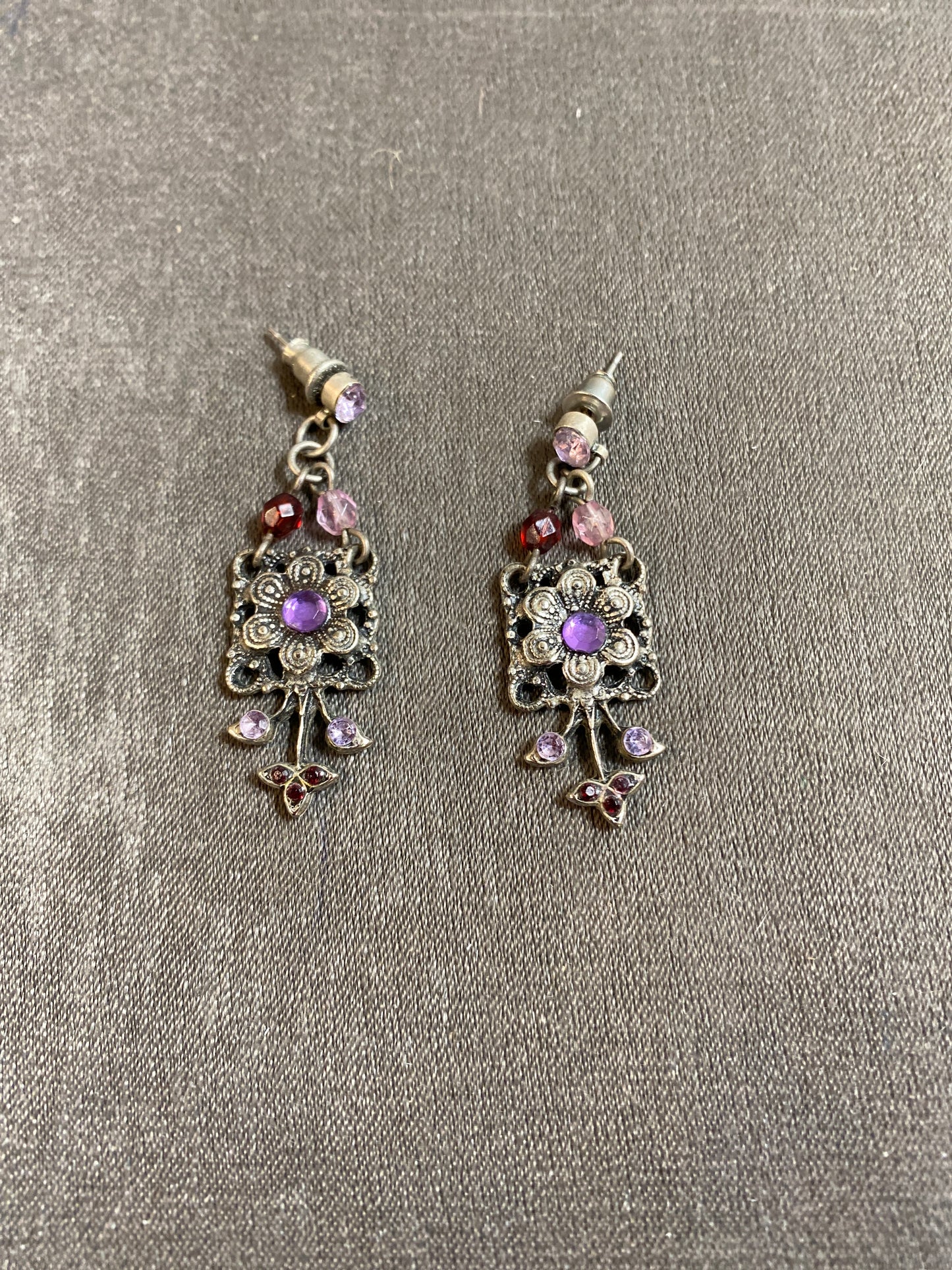 Pair Pierced Earrings - Purple Crystals