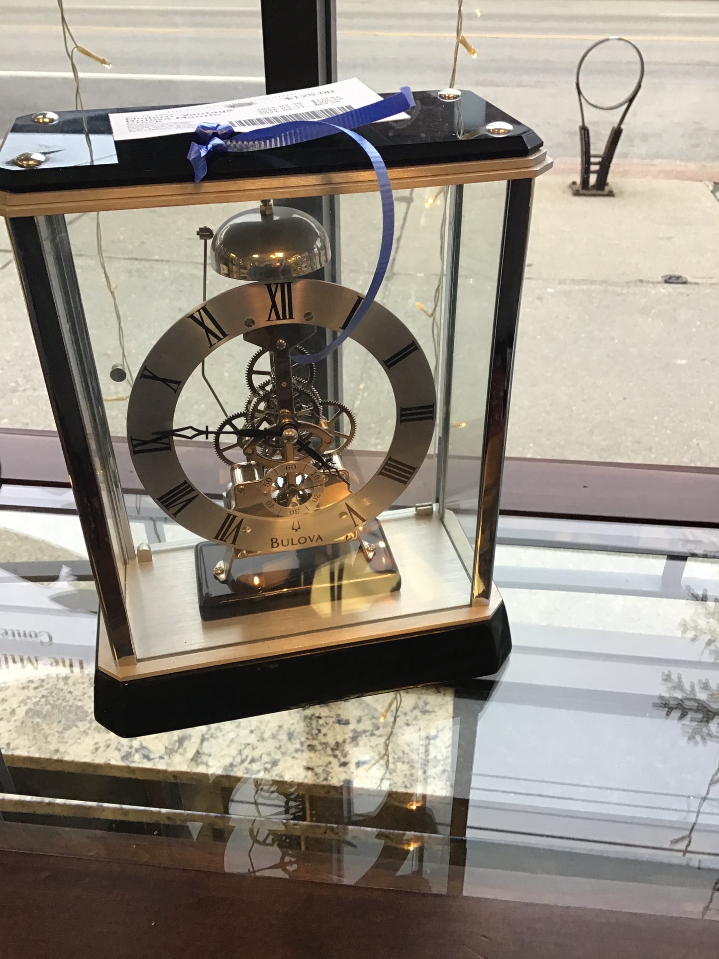 Modern 'Vantage' Bulova Mantle Clock