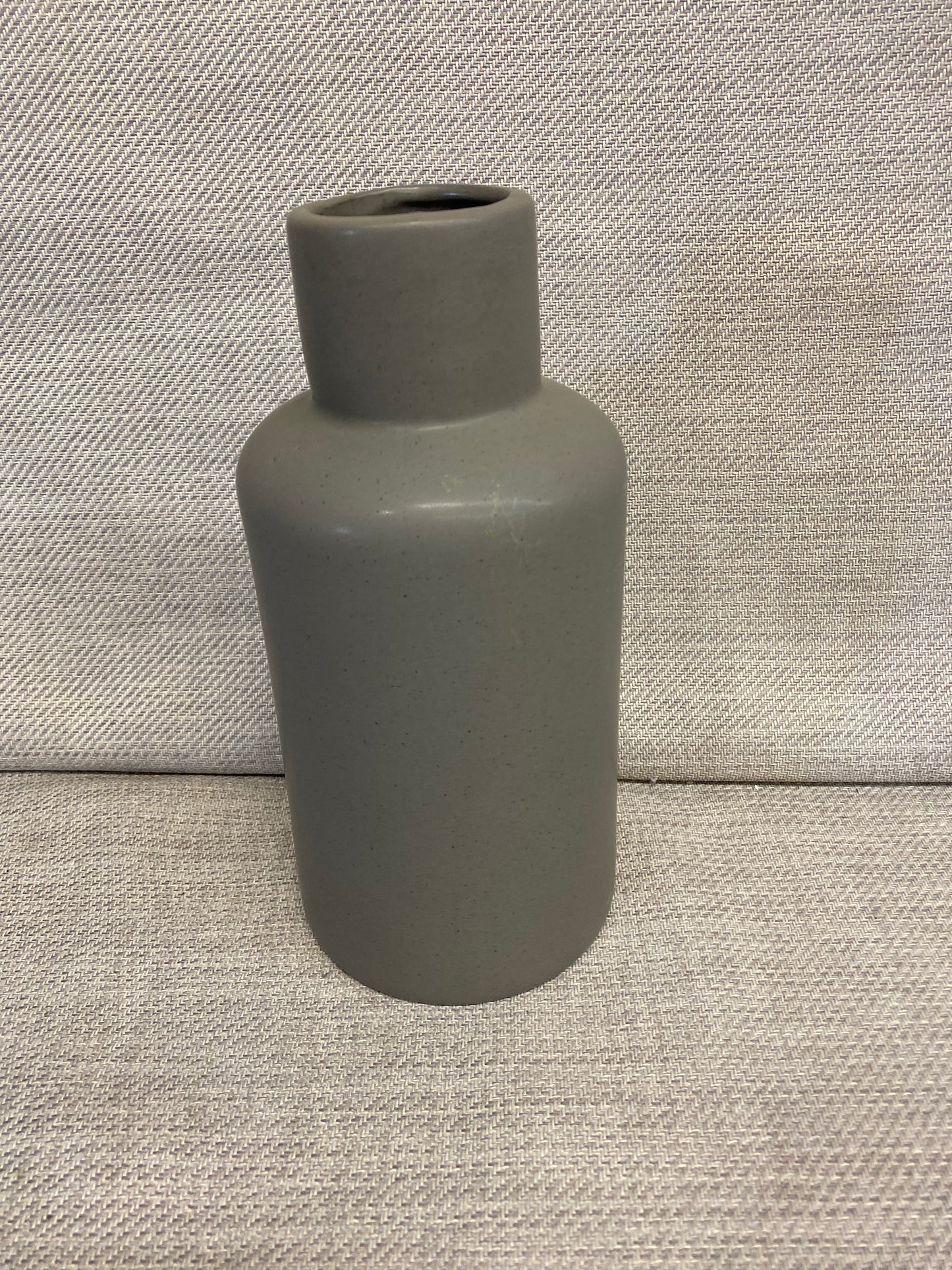 New! Vase - Grey