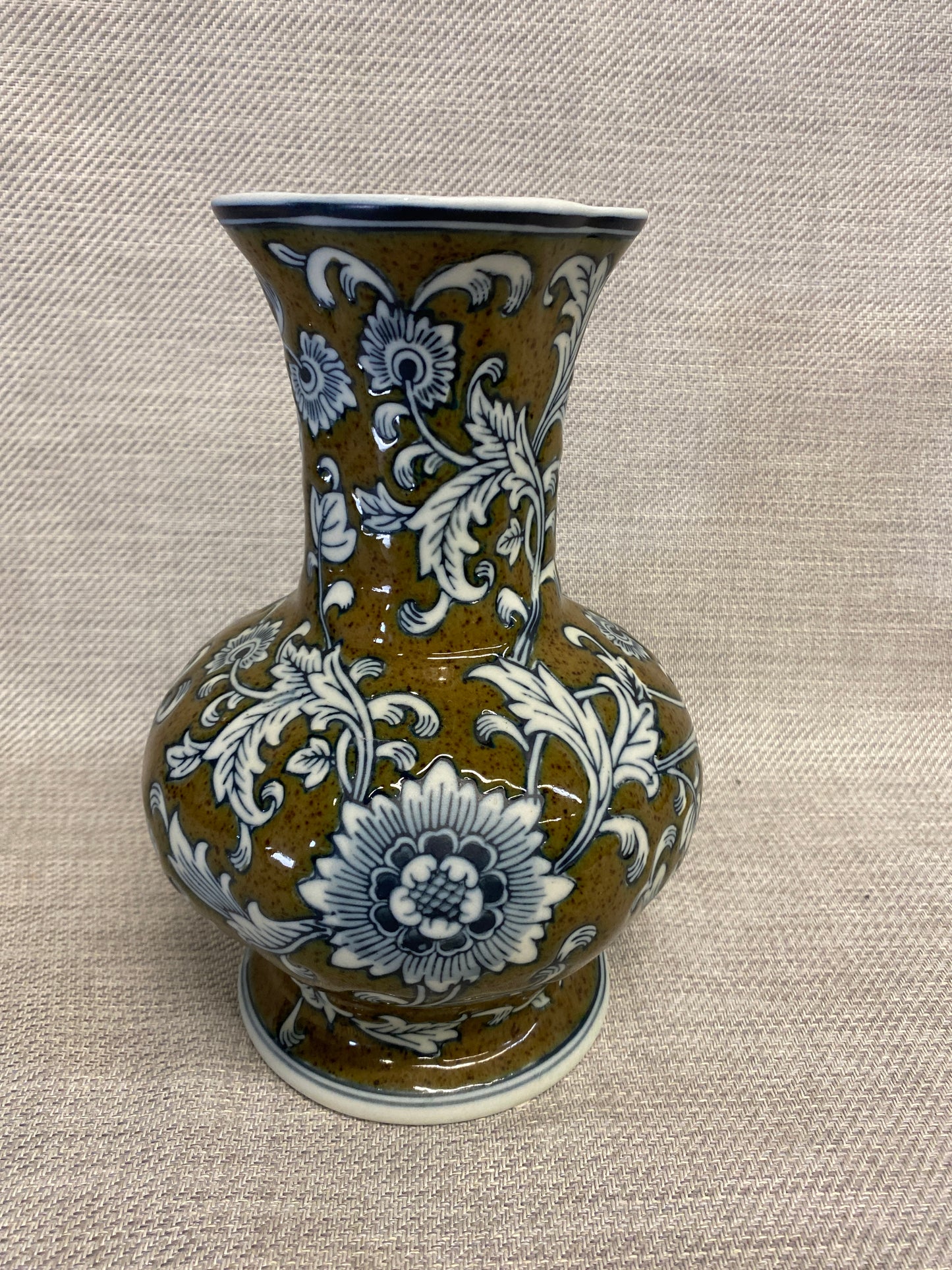 Chinoiserie Style Vase - Green