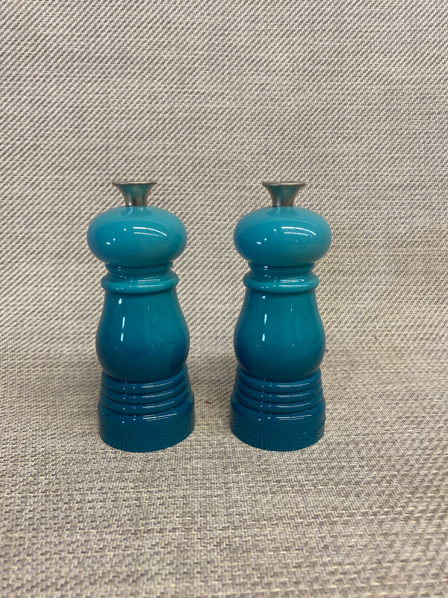 Le Creuset Salt & Pepper Mills