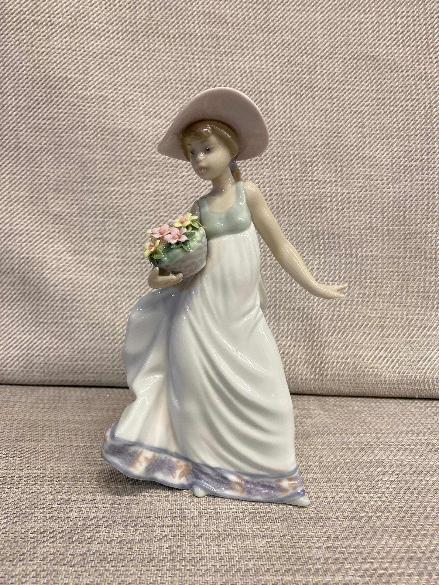 Lladro Figurine - Care Free
