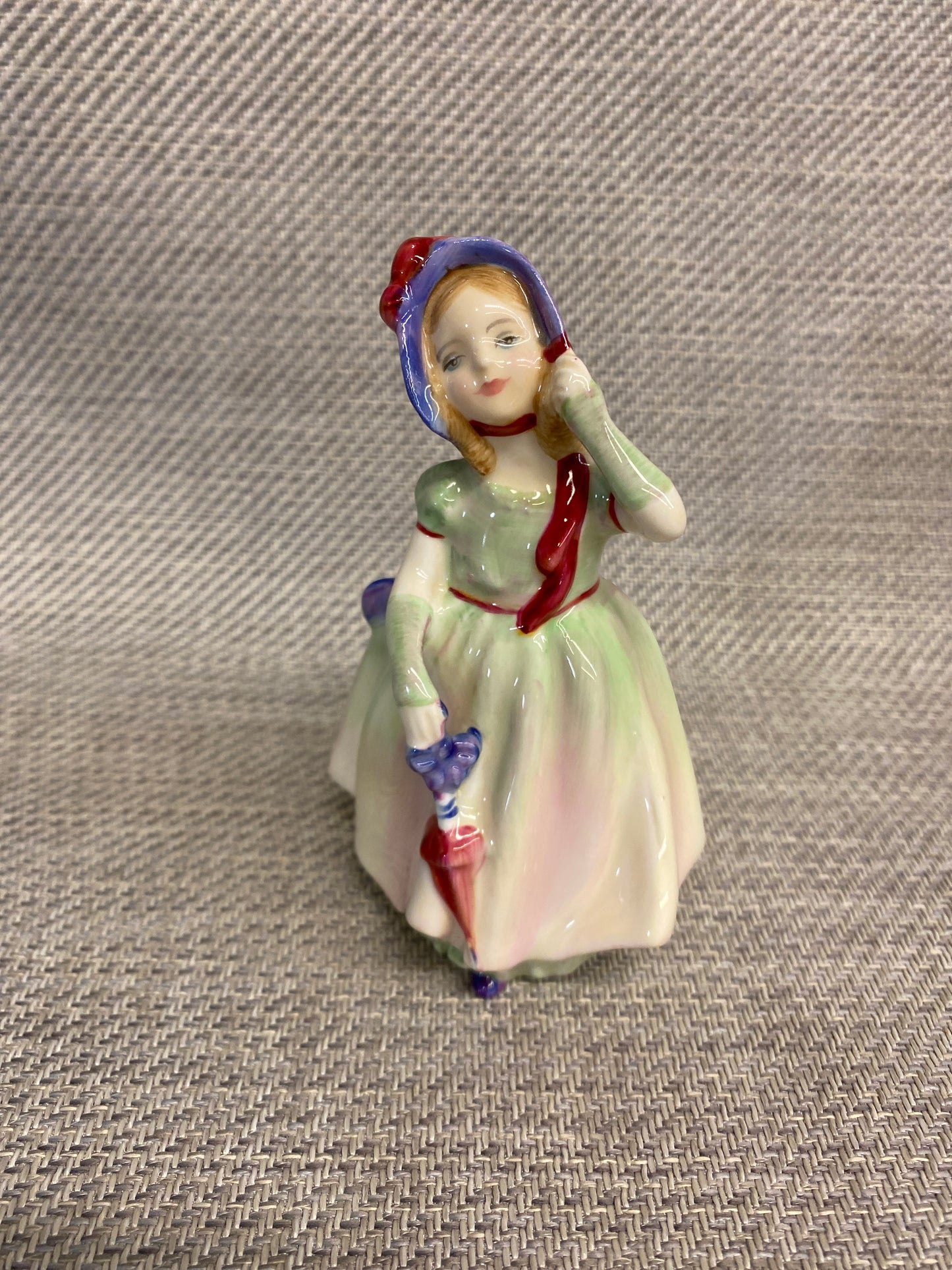 Royal Doulton Figurine - Babie