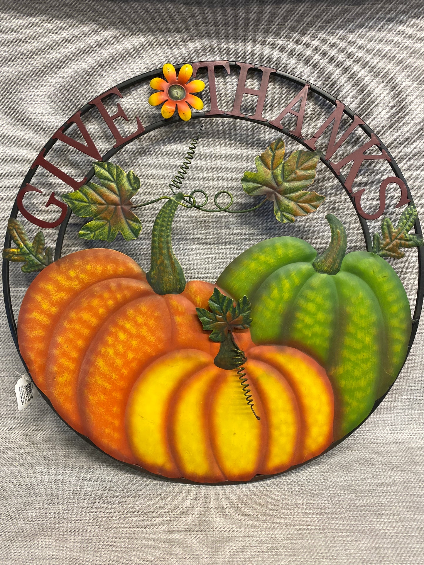 NEW! Rd "Give Thanks" Wall Sign