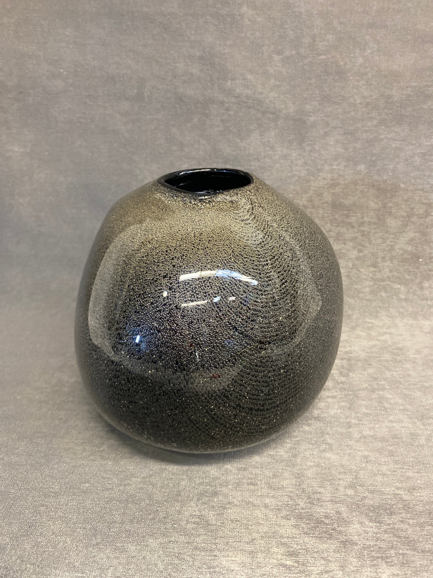 Glass Vase - Pebble