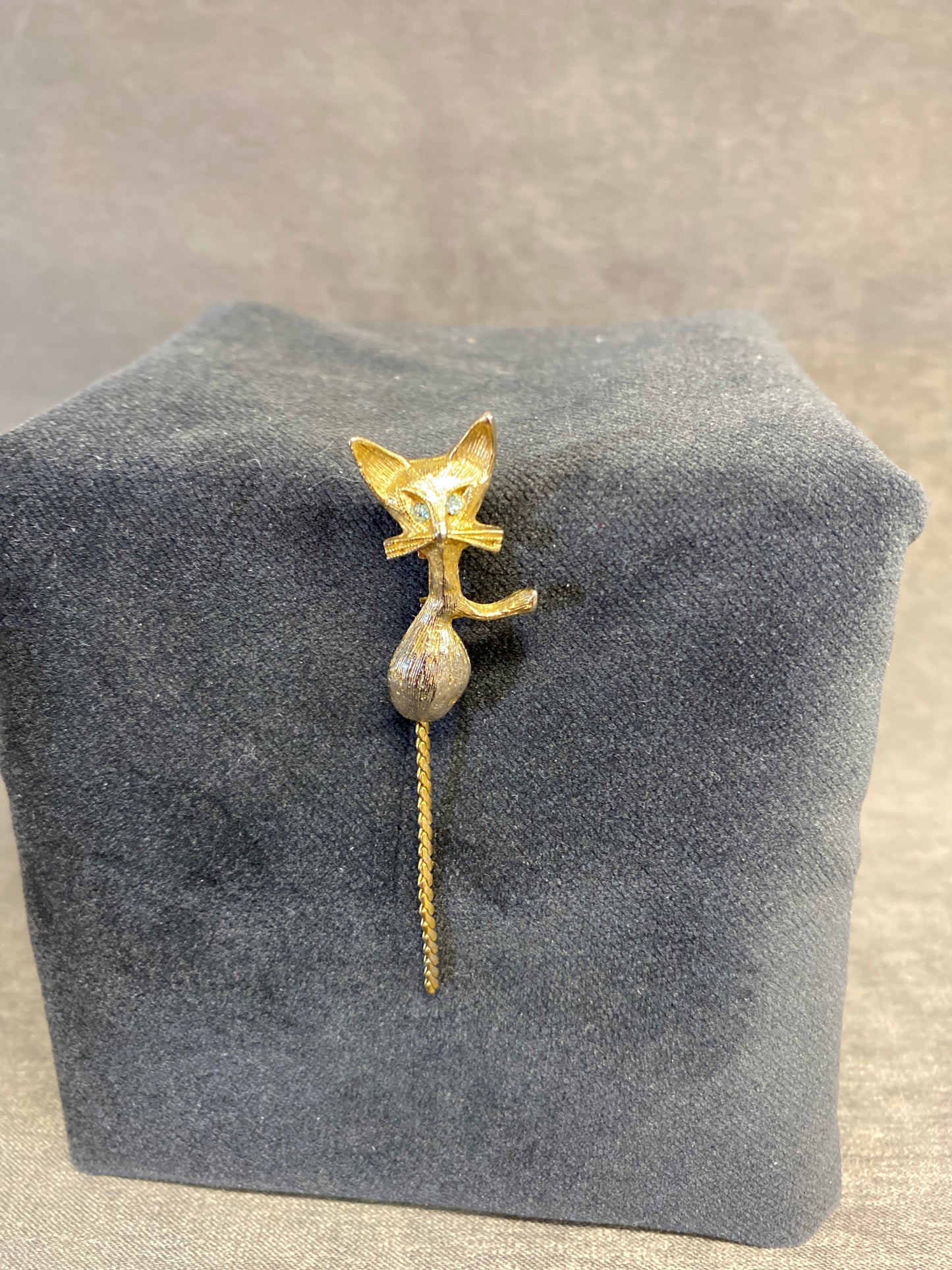 Vintage Brooch - Cat