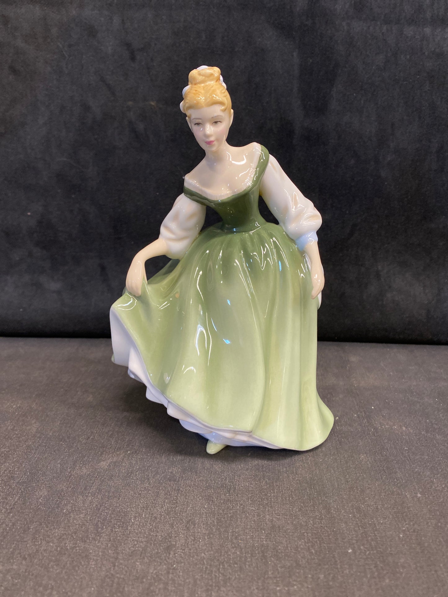 Royal Doulton Figurine - Fair Lady