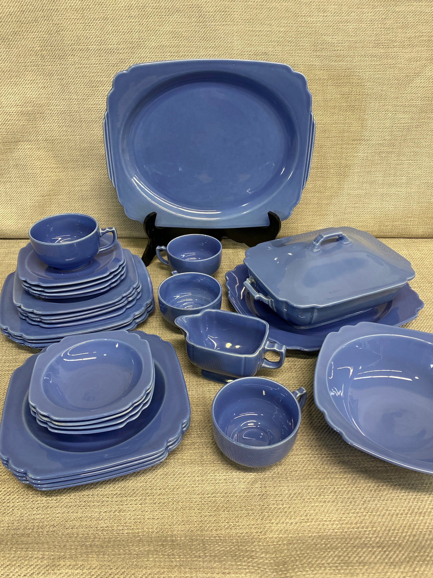 29PC Homer Laughlin Dinnerware - Blue