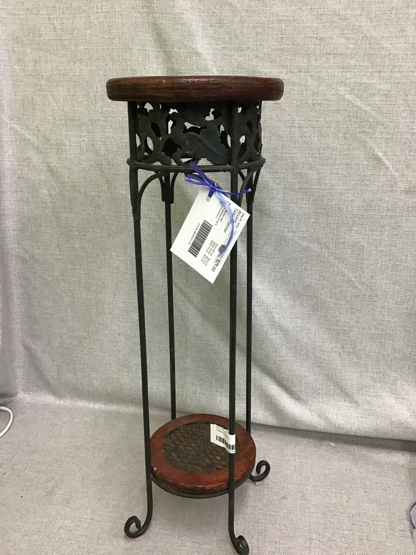 Accent Table/Planter