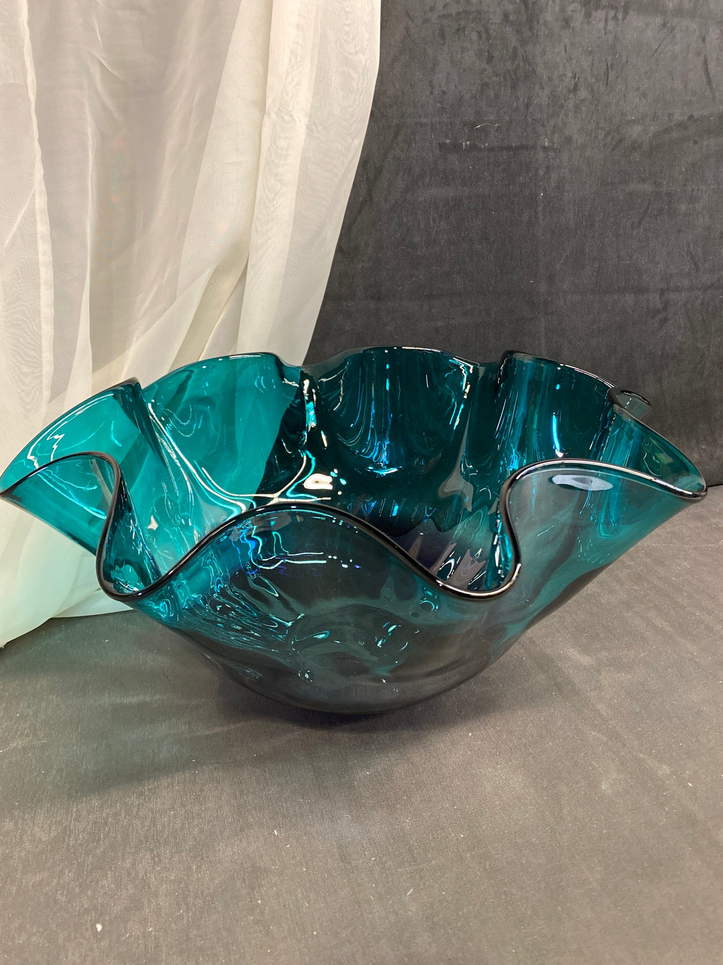 Verdici Glass Bowl - Fluted