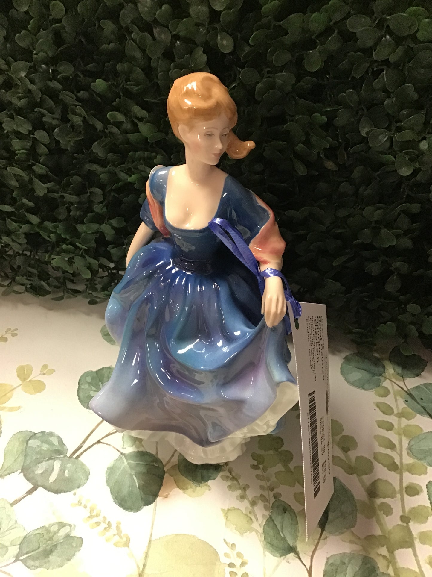 Royal Doulton Figurine 'Elizabeth'
