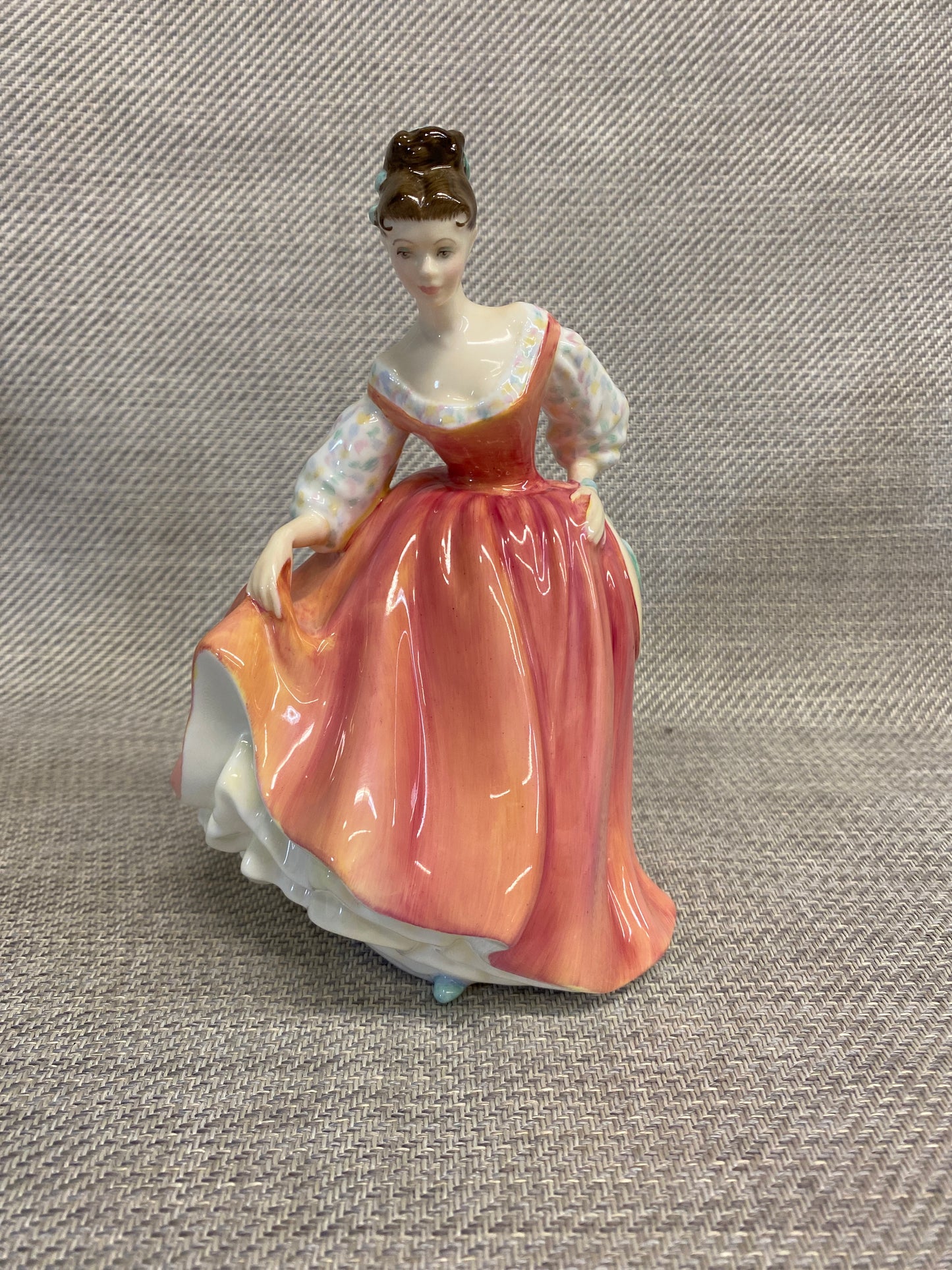Royal Doulton Figurine - Fair Lady