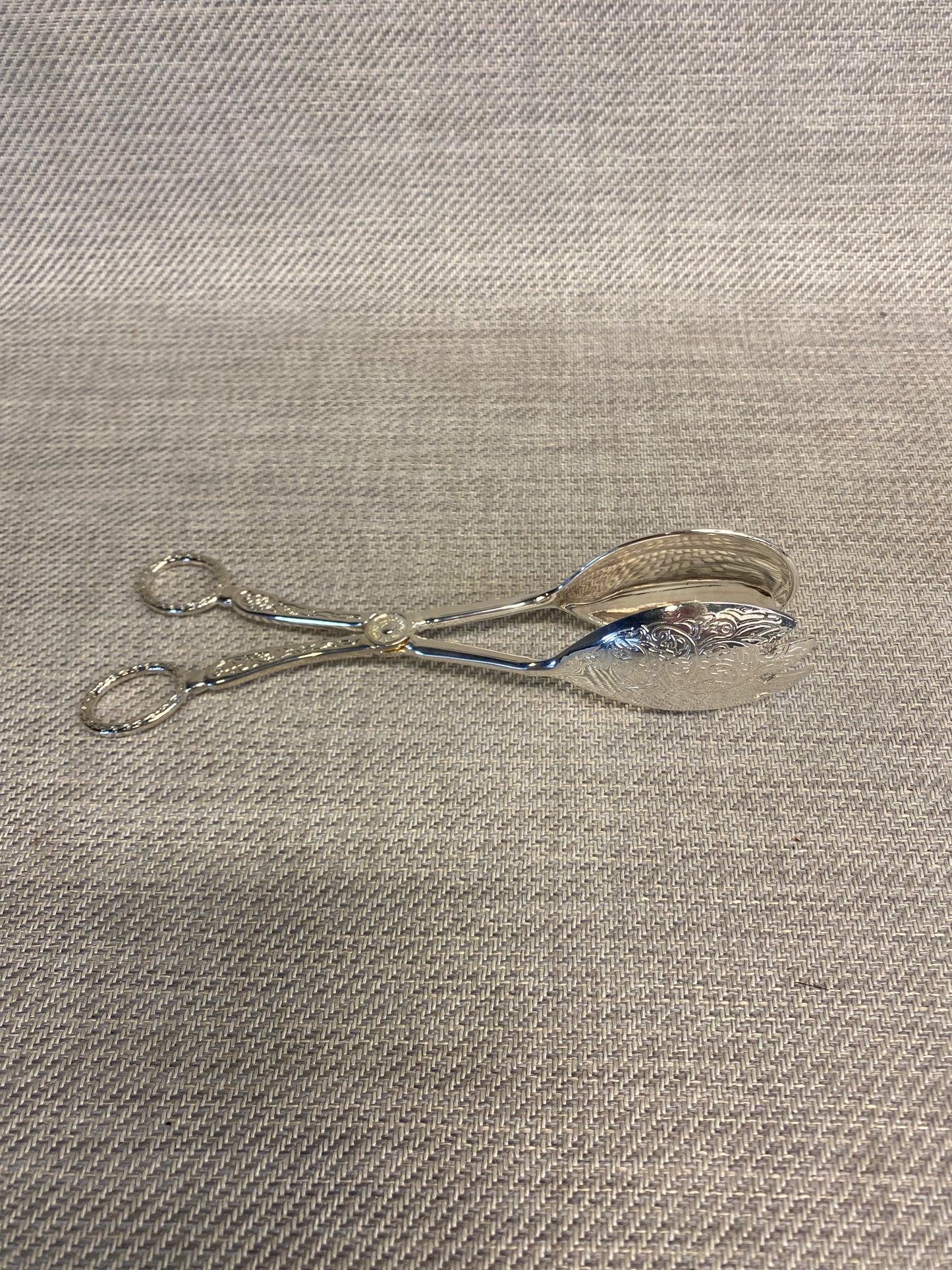 Pair Salad Servers - Silver Tone