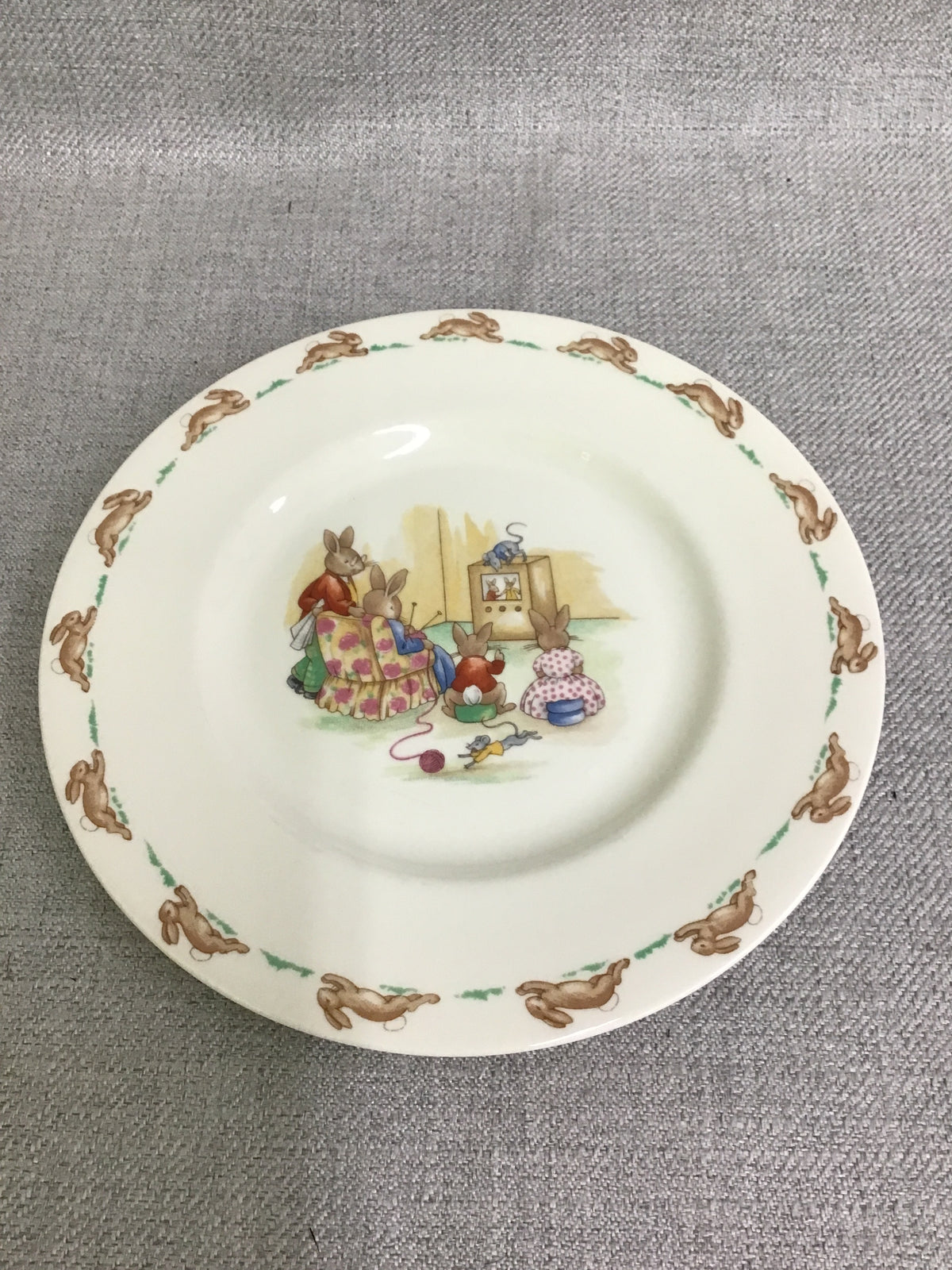 Bunnykins 'TV Time' Salad Plate