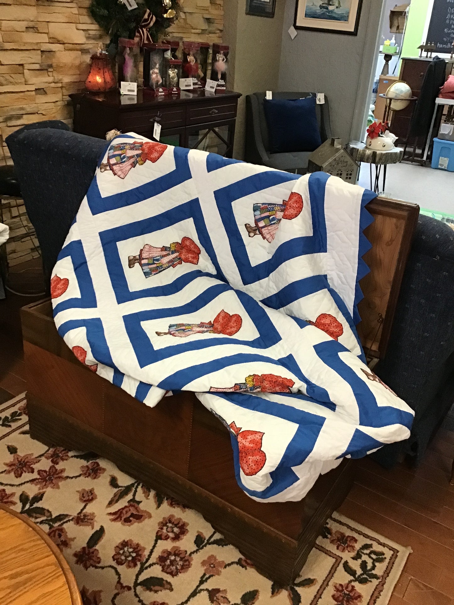 Handmade Quilt 'Holly Hobbie'