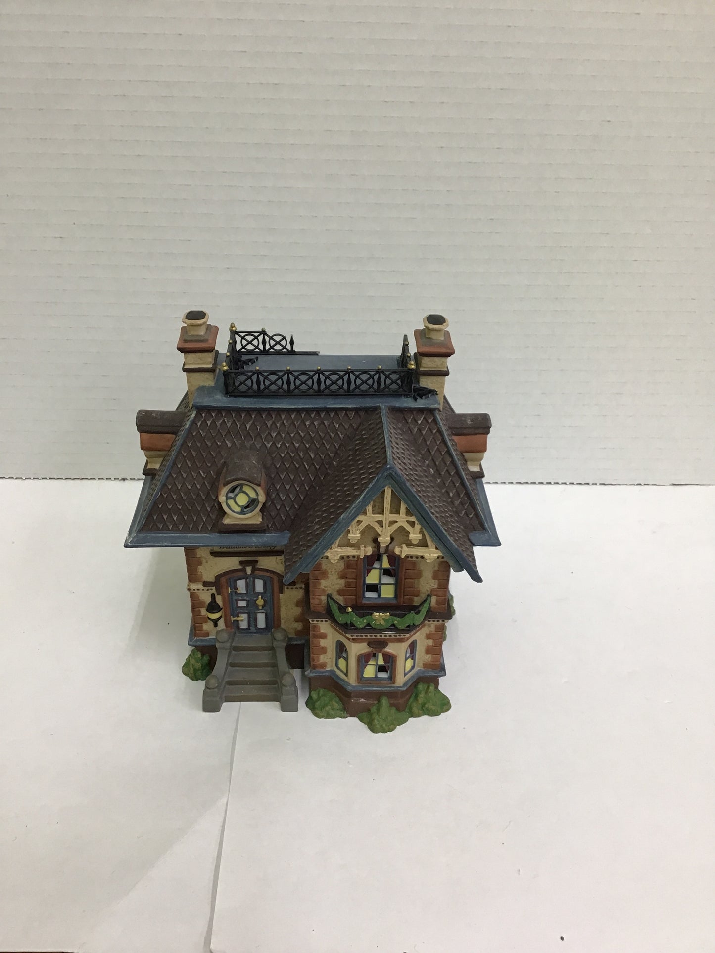 Dept 56 Captain Kensey's House