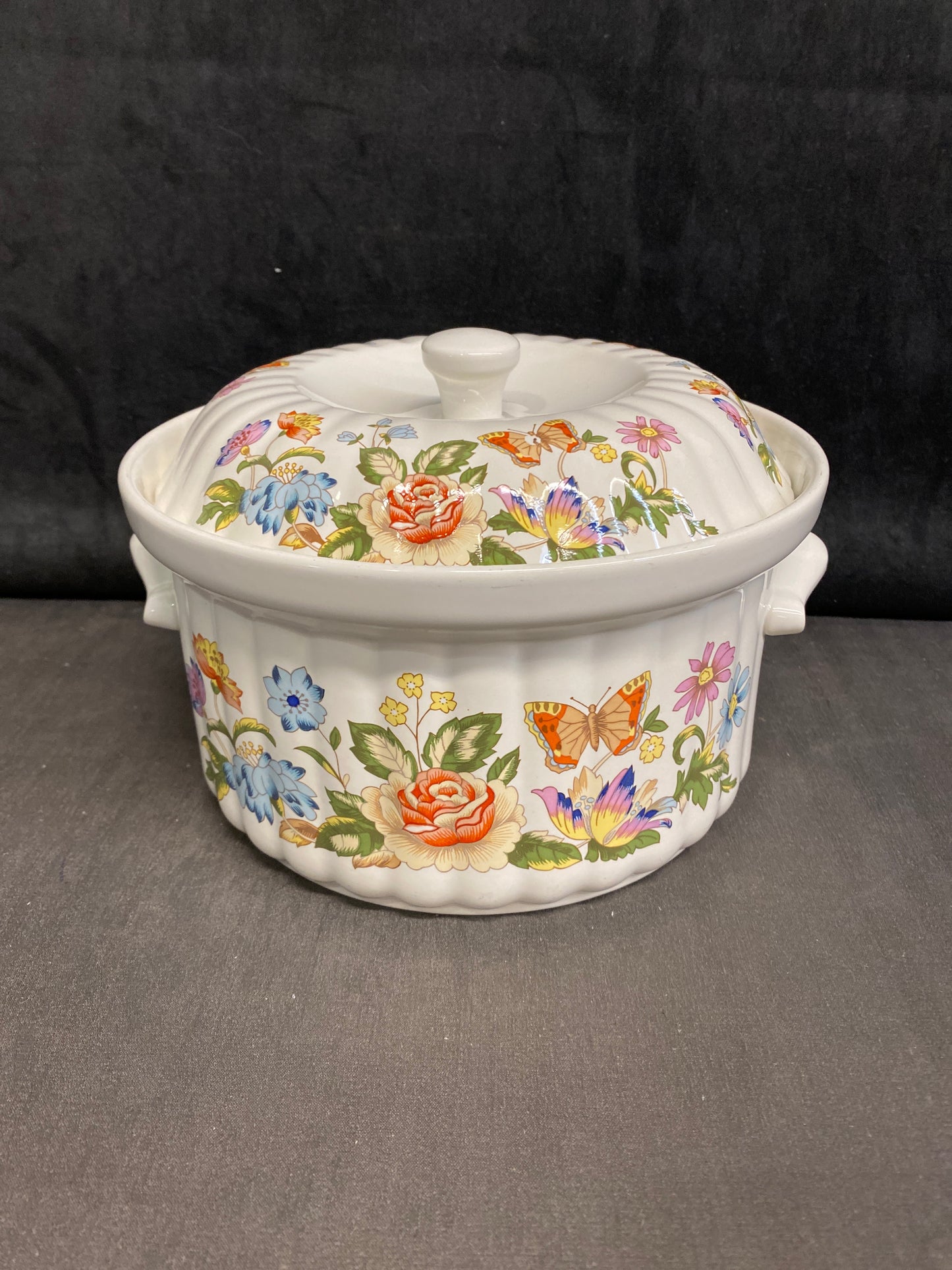 Aynsley "Cottage Garden" Casserole Dish