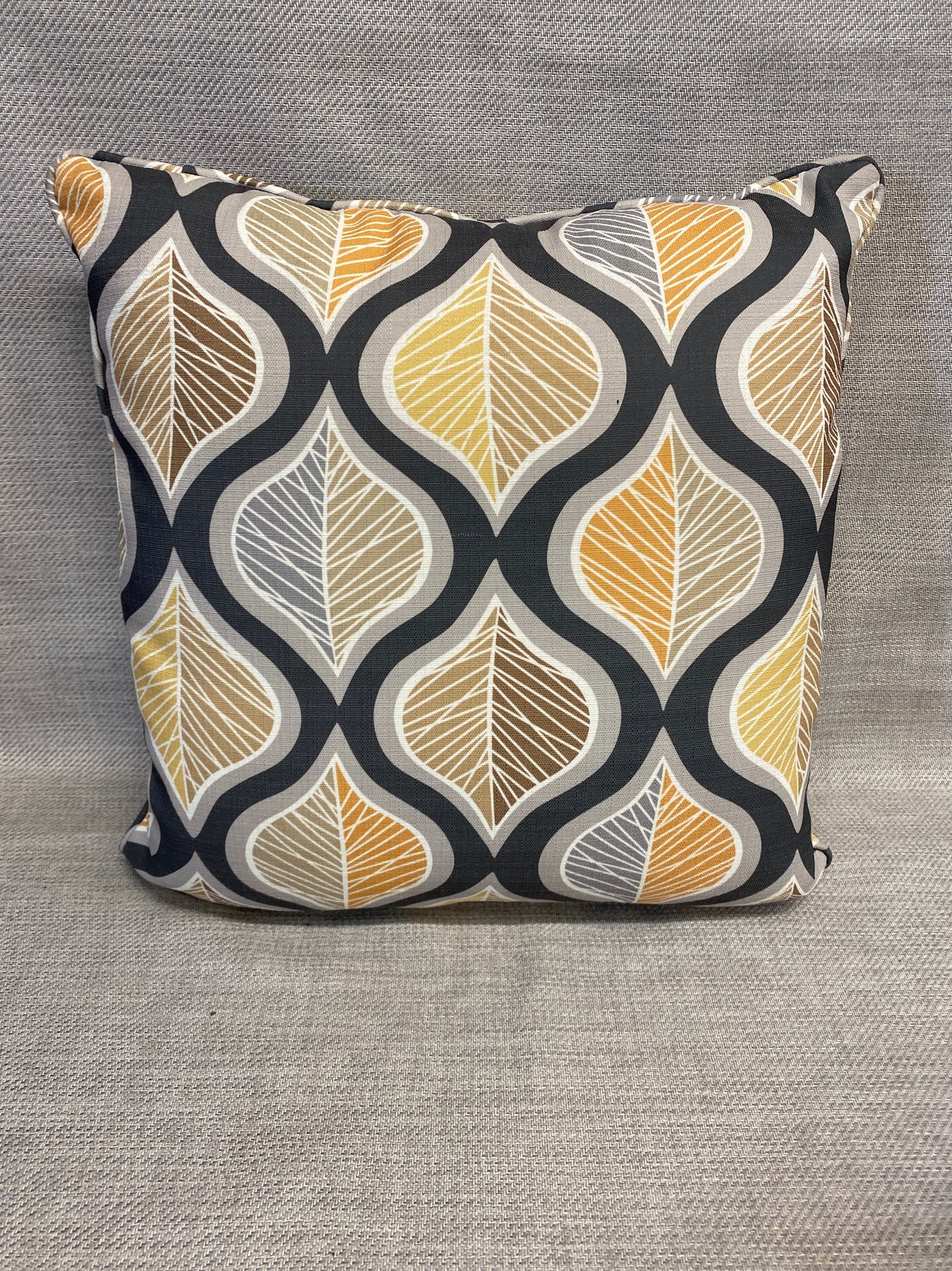 Cushion - Arabesque