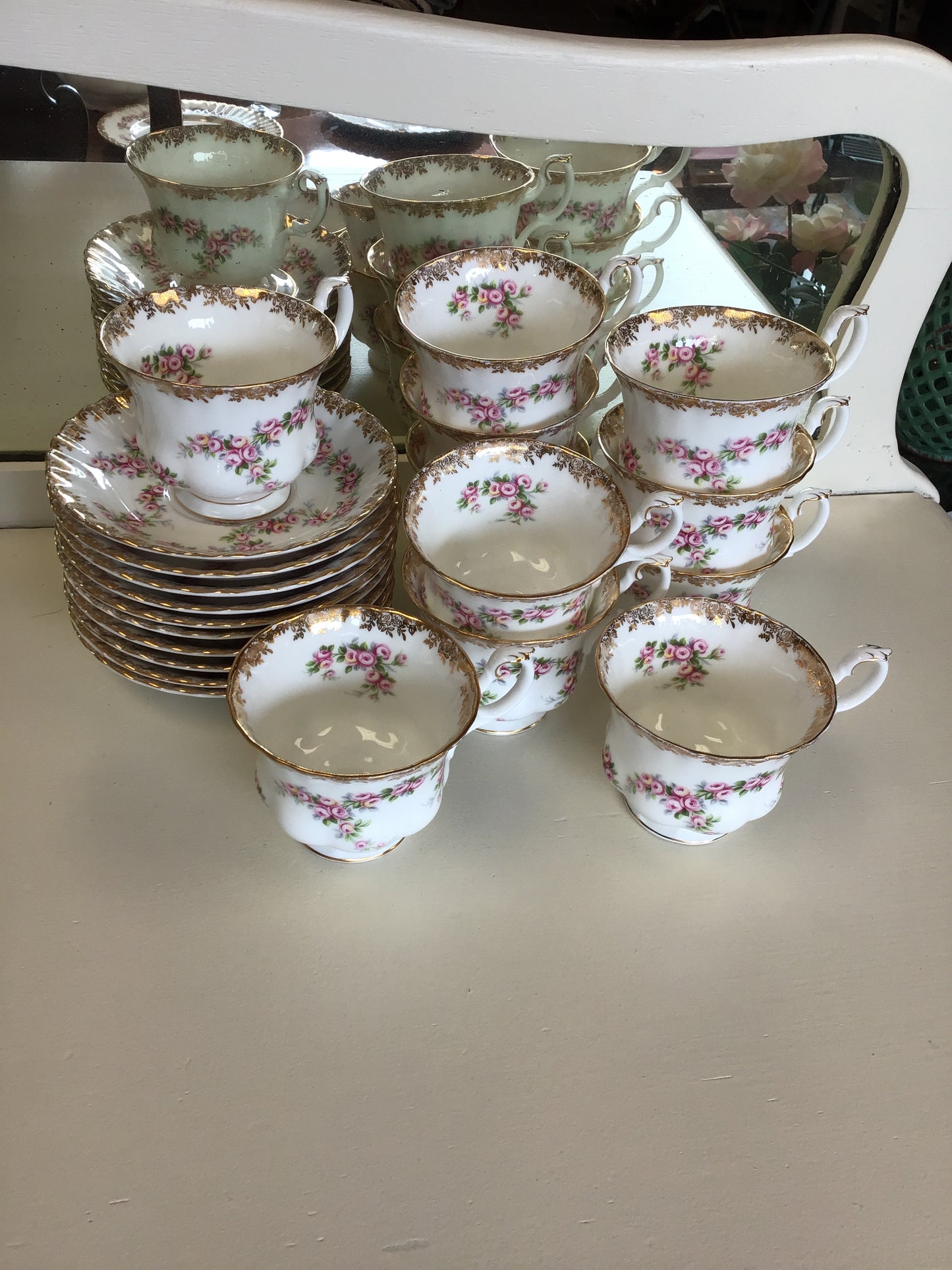 Royal Albert 'Dimity Rose' Teacups & Saucers (10)