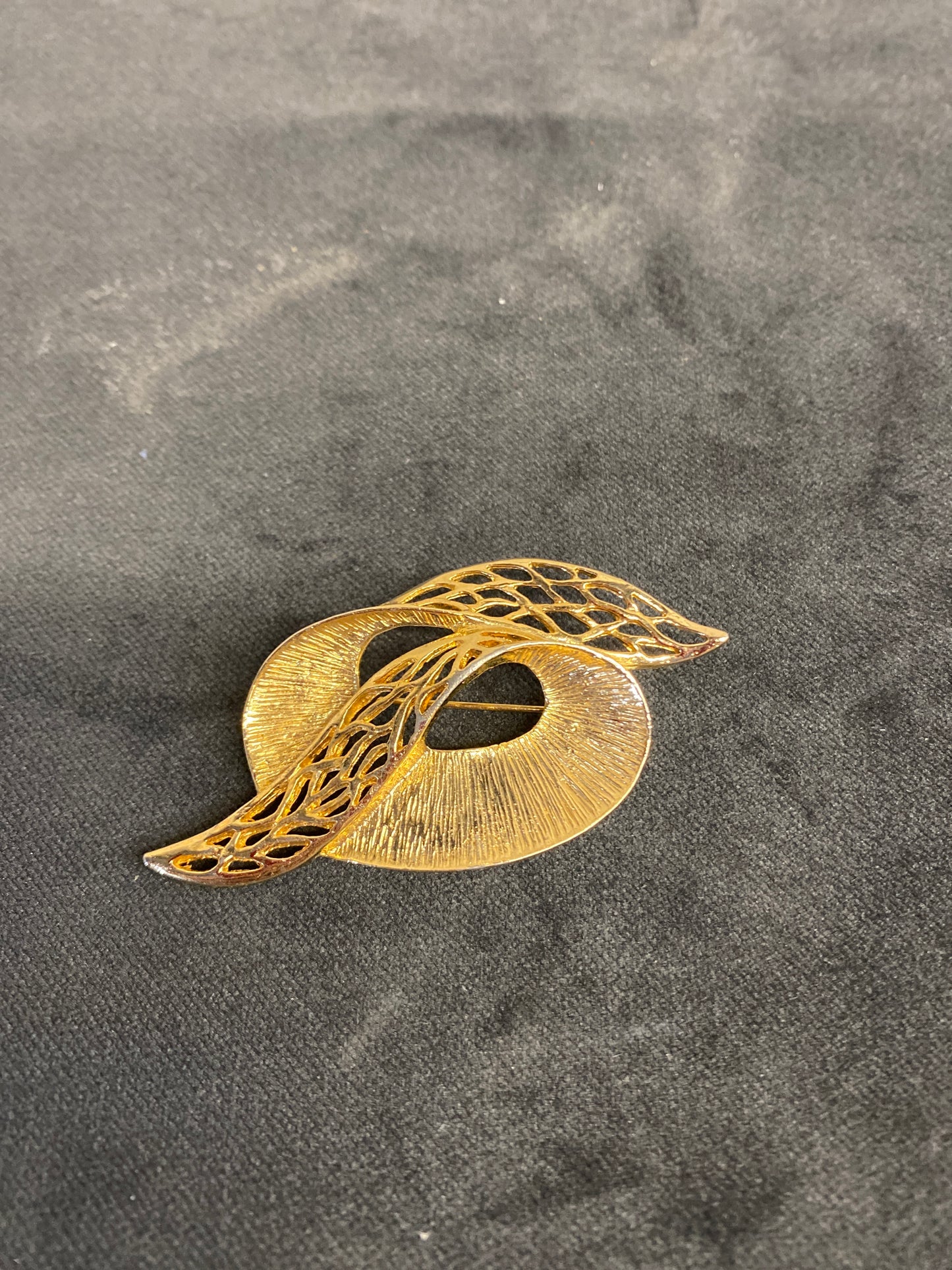 Brooch - Oval