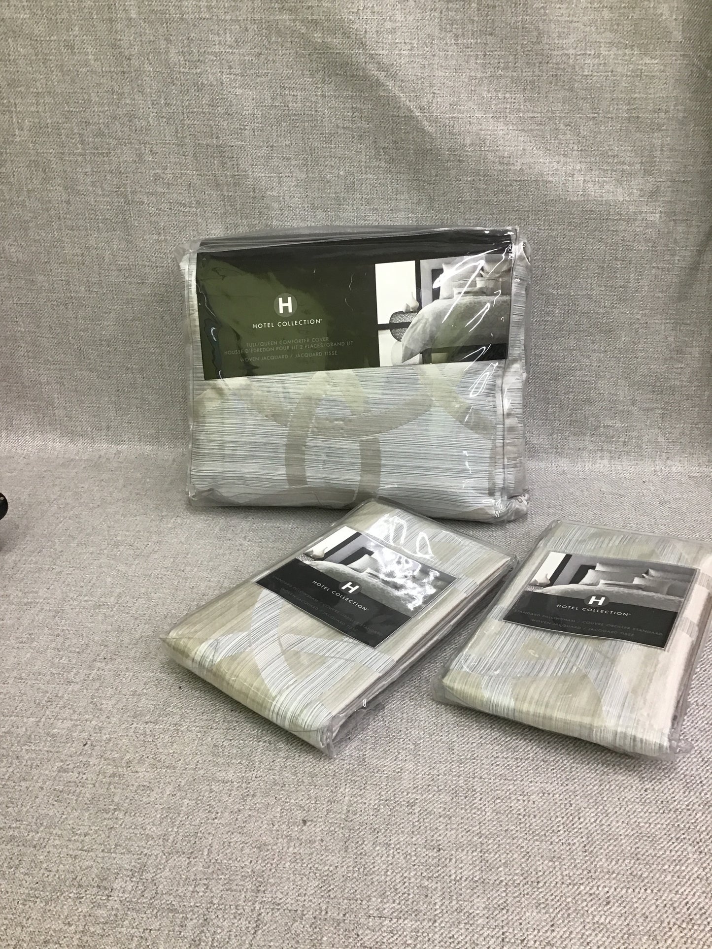 New! Hotel Collection Queen Bed Spread