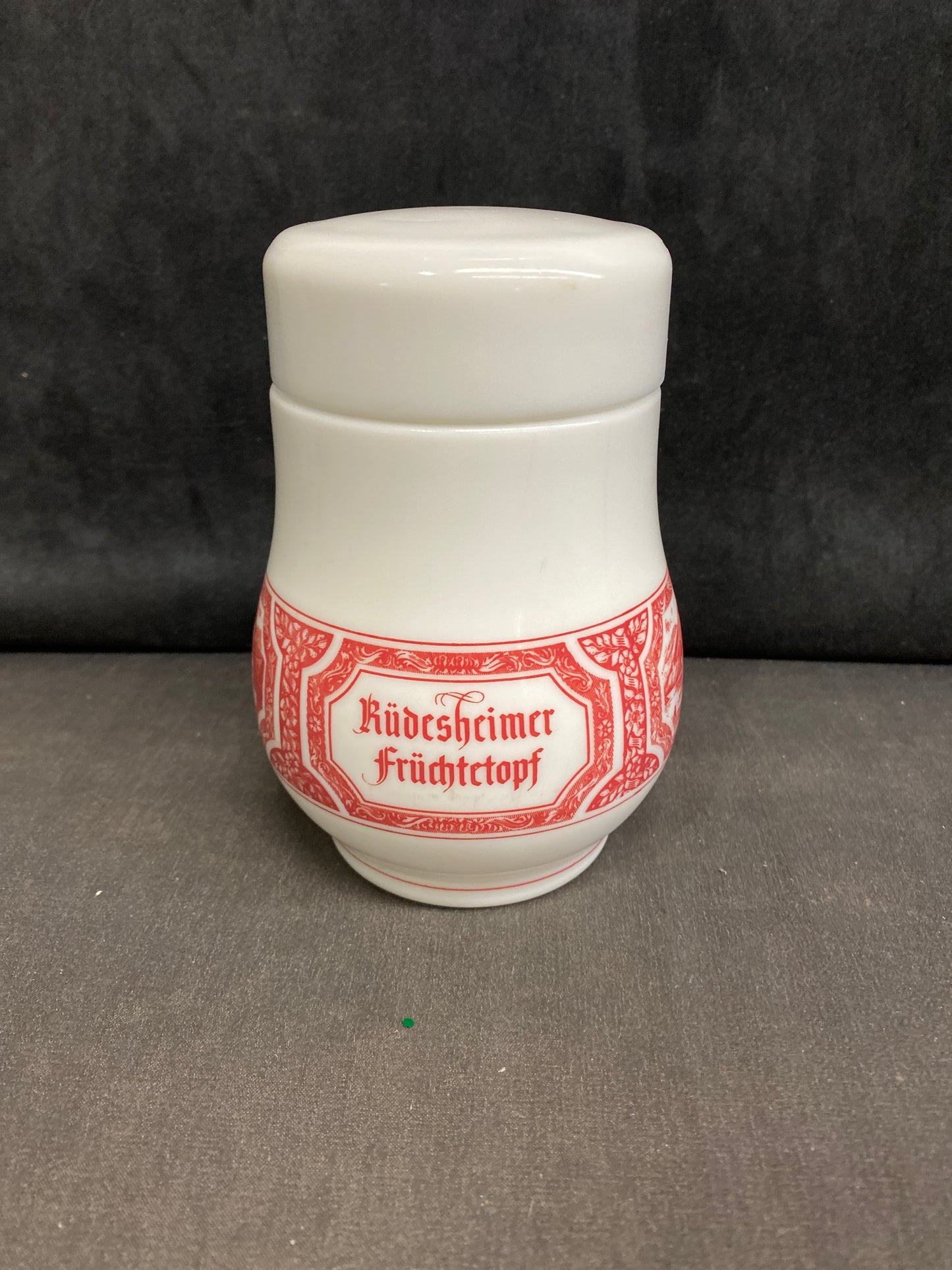 Heinrich "Rudesheimer" Fruit Pot