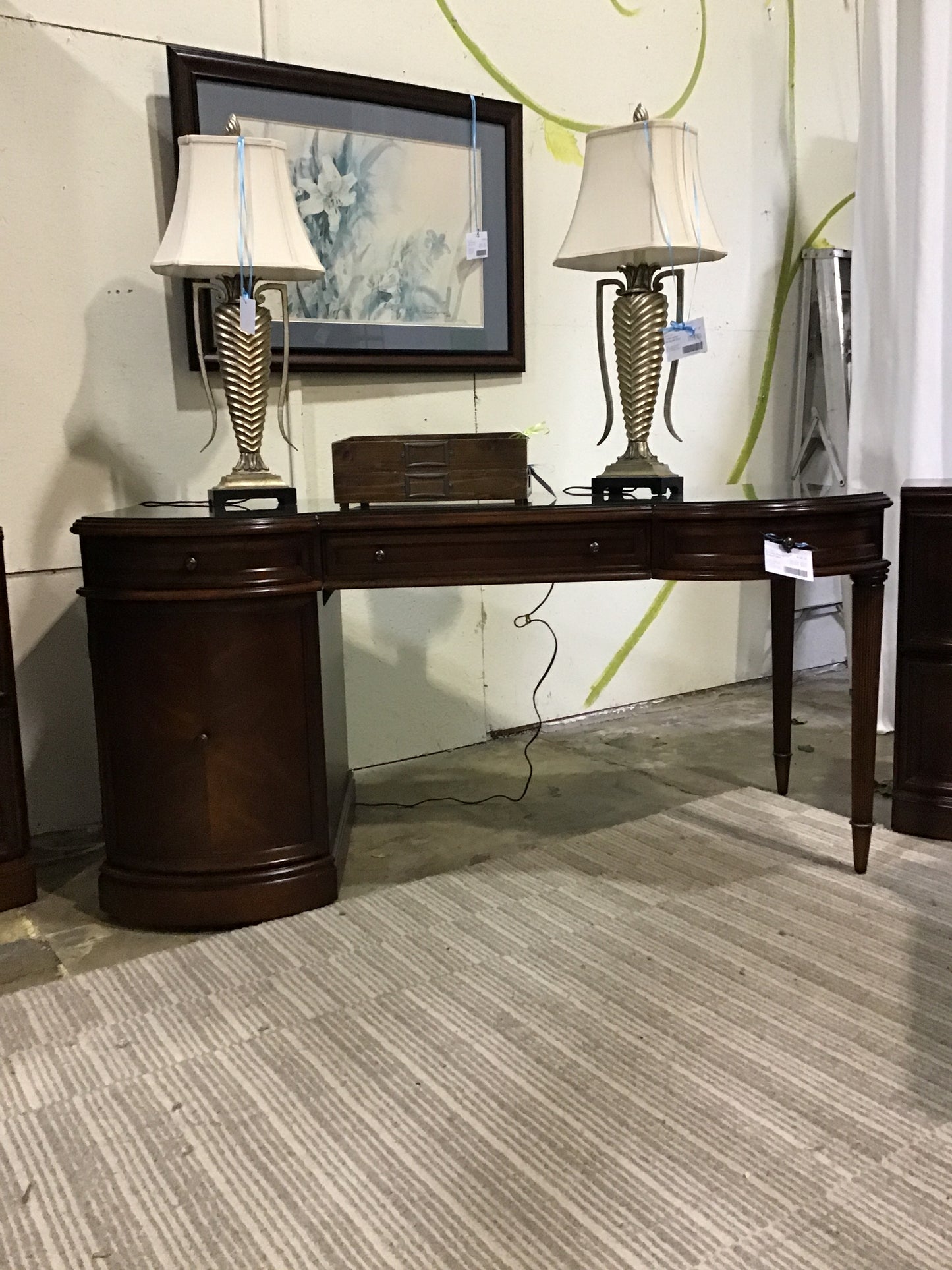 Bombay Kidney Shaped Desk
