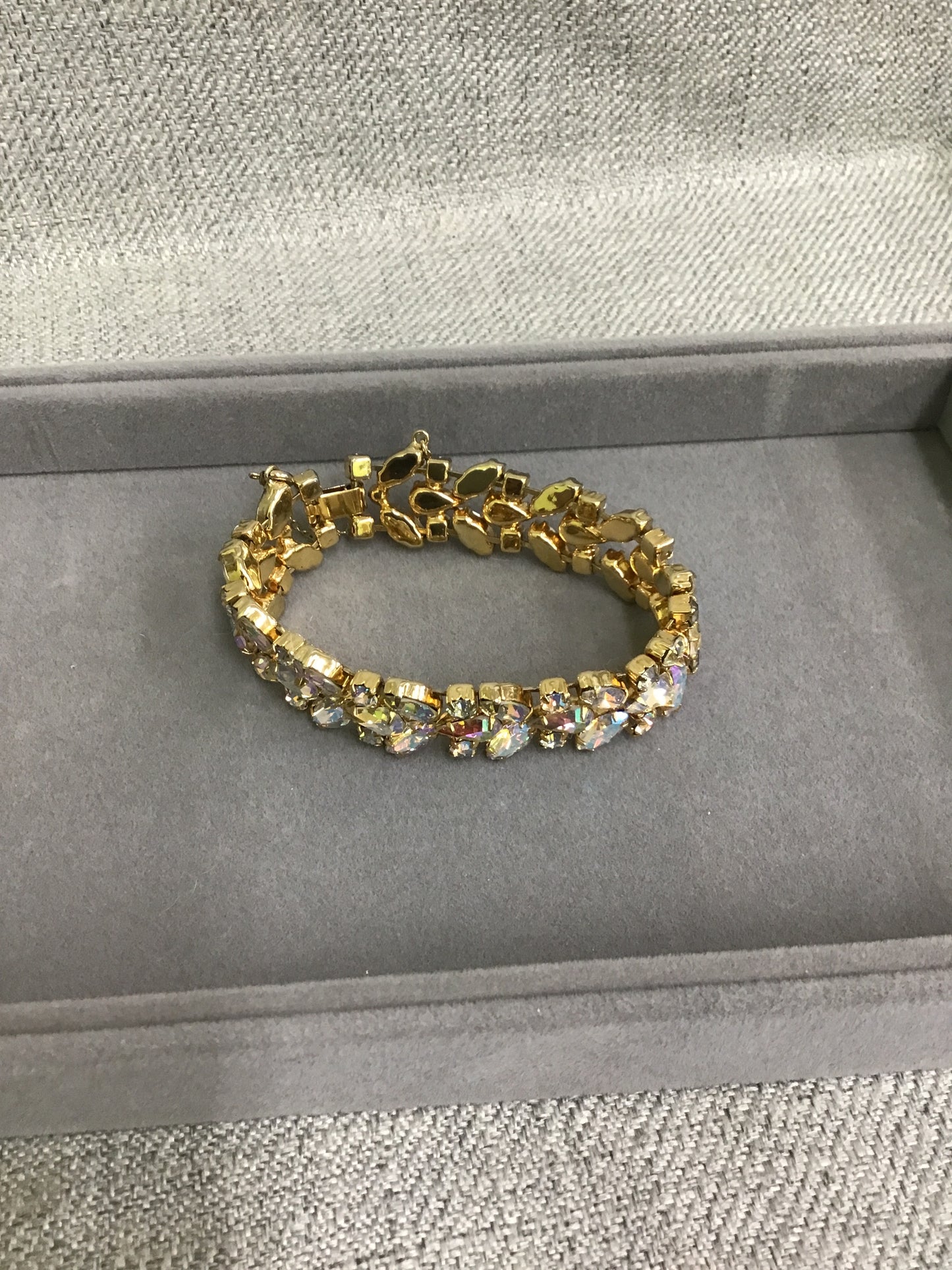 Beautiful! Sparkly Bracelet