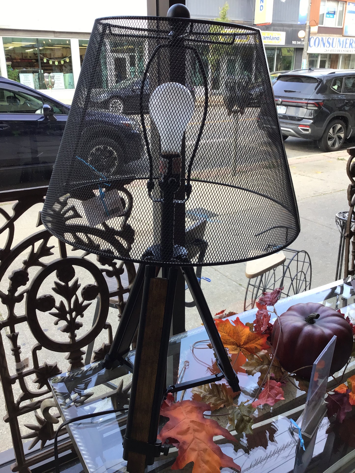 Modern Adjustable Tri-Light Lamp