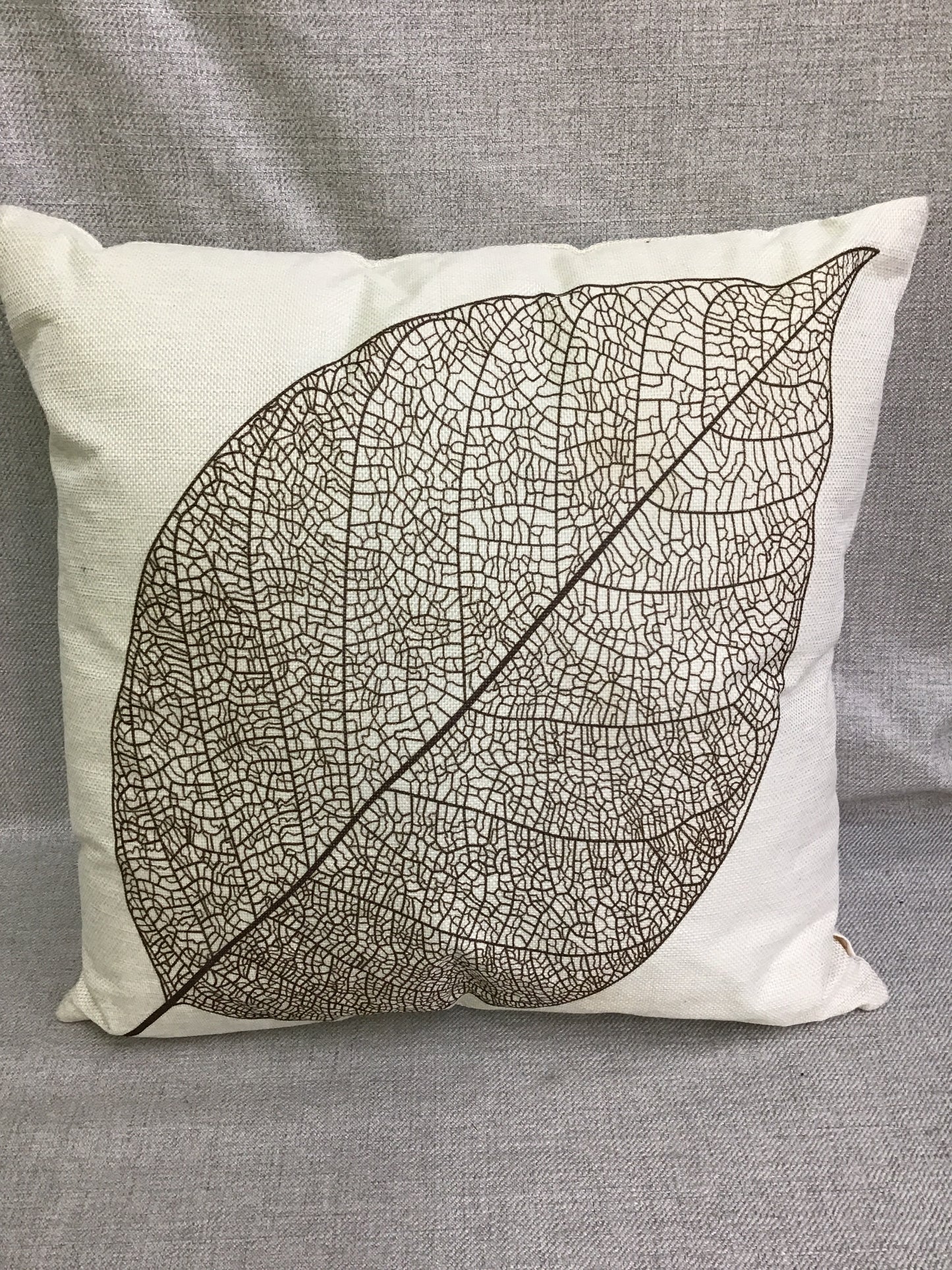 Leaf Motif Throw Pillow