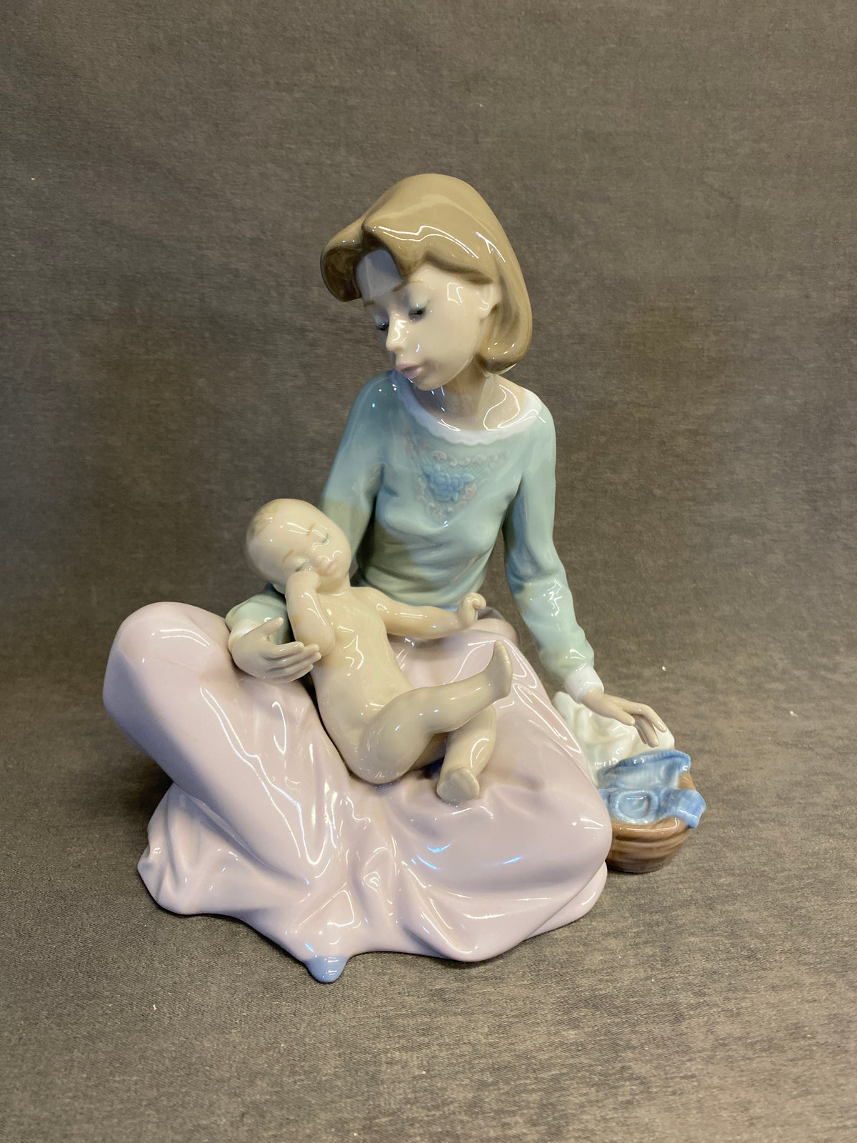 Lladro Figurine - Changing The Baby