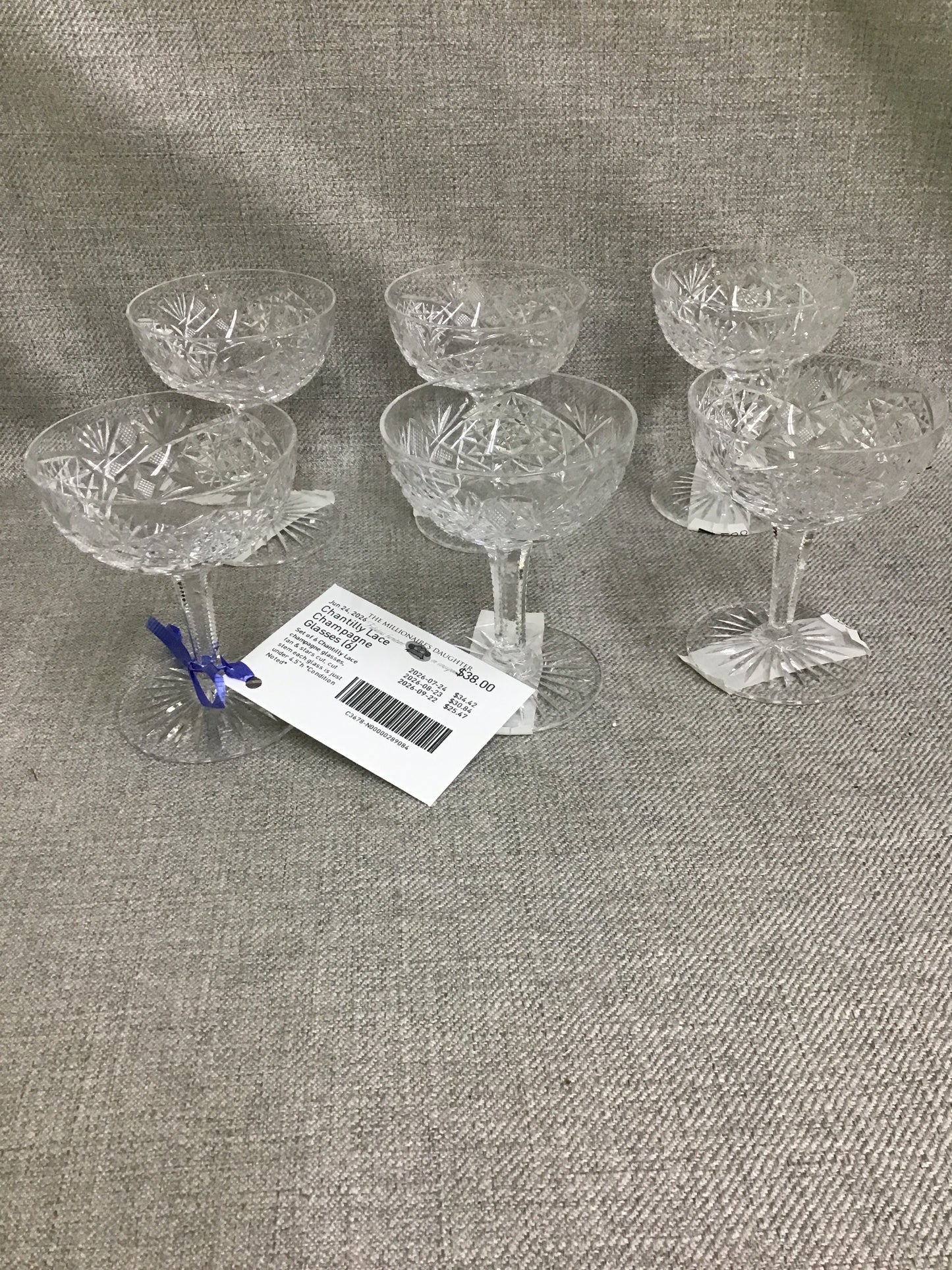 Chantilly Lace Champagne Glasses (6)