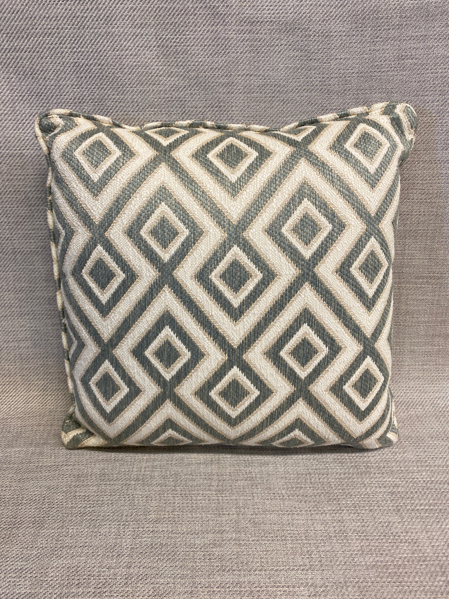 Cushion - Turquoise Diamond
