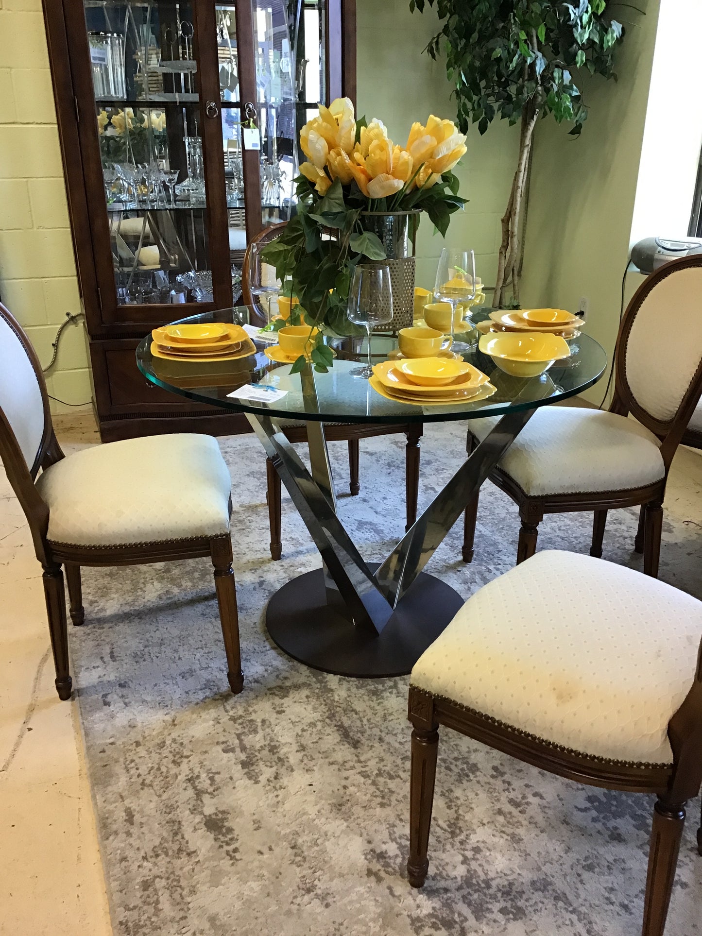 Round Dining Table - Glass & Chrome